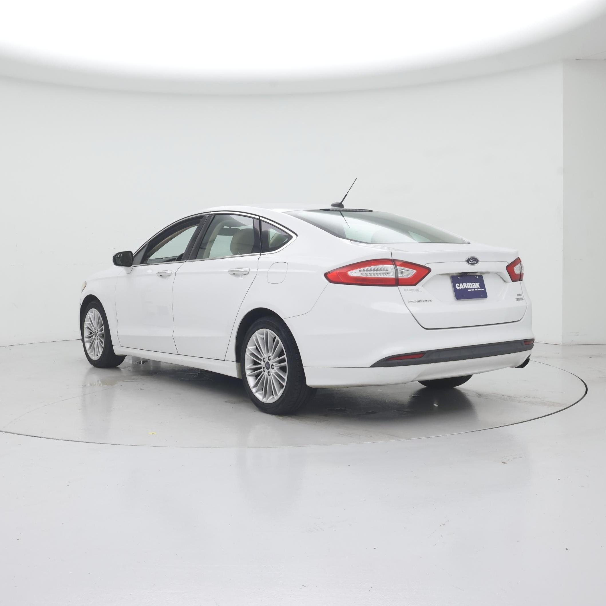 Thumbnail: 2014 Ford Fusion - 2