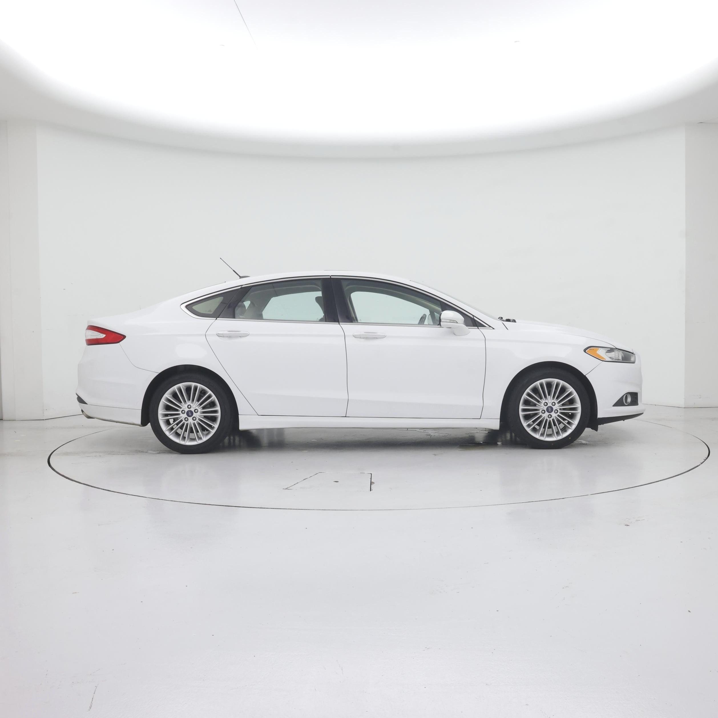 Thumbnail: 2014 Ford Fusion - 7