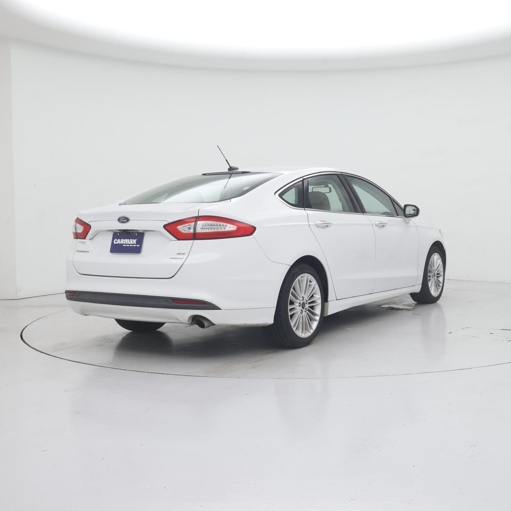 Thumbnail: 2014 Ford Fusion - 8