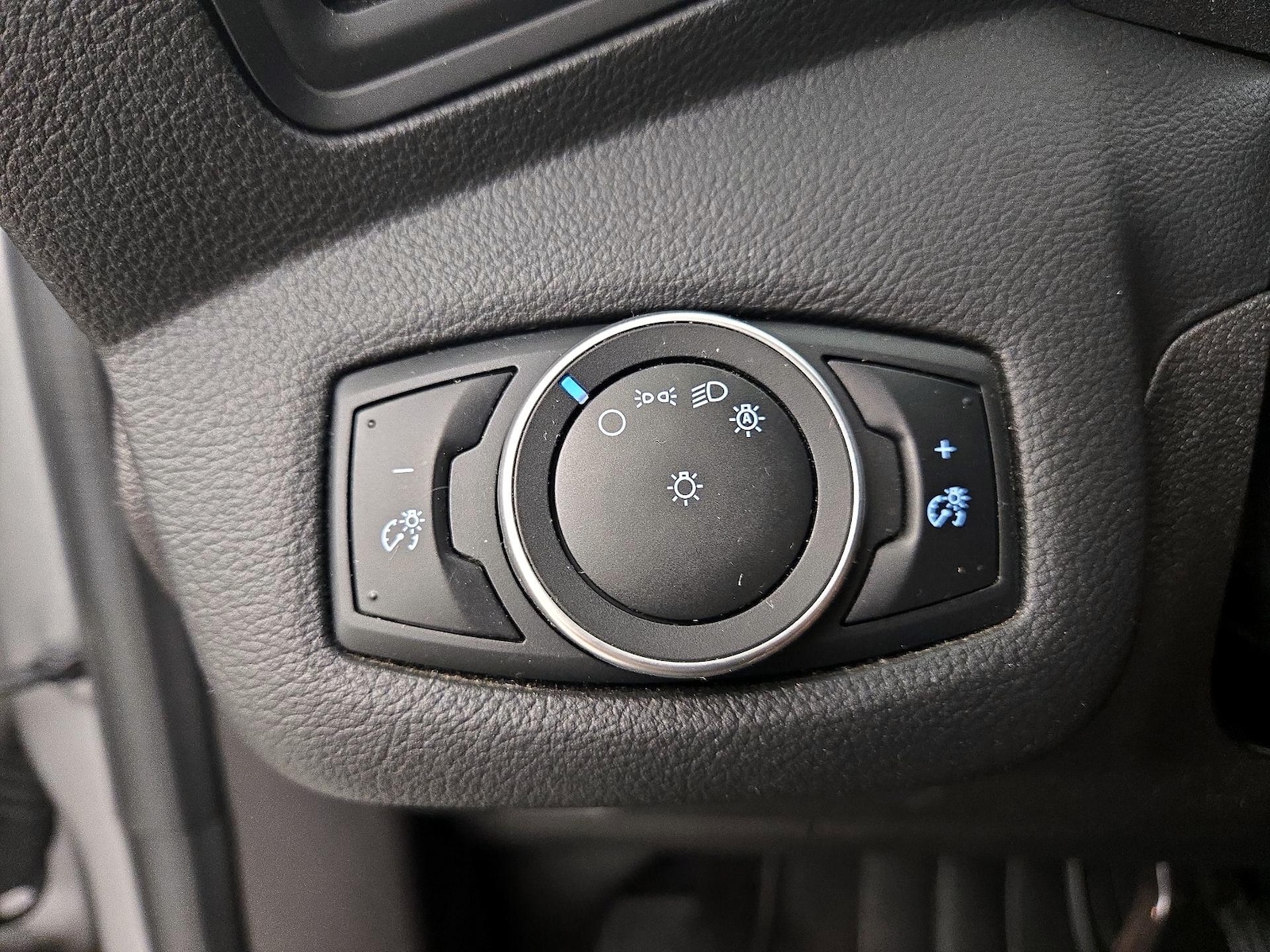 2015 Ford Escape S - Photo 14