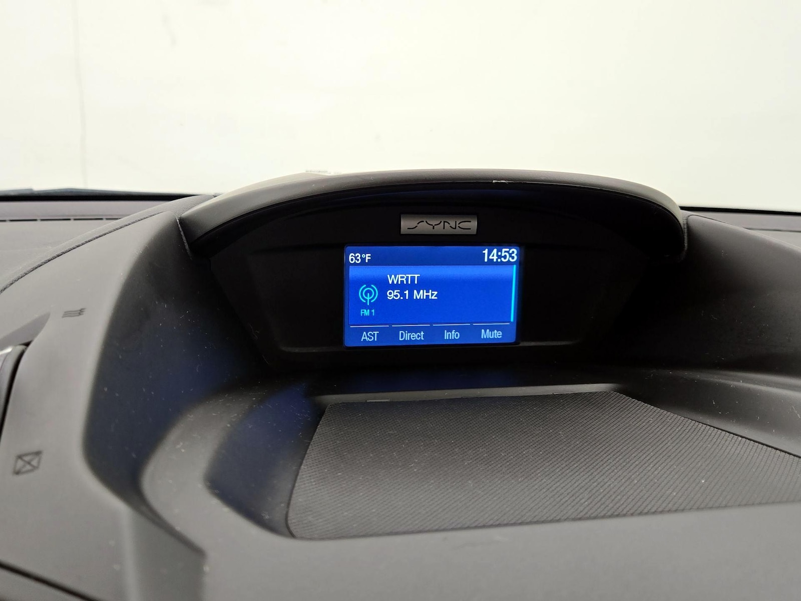 2015 Ford Escape S - Photo 16