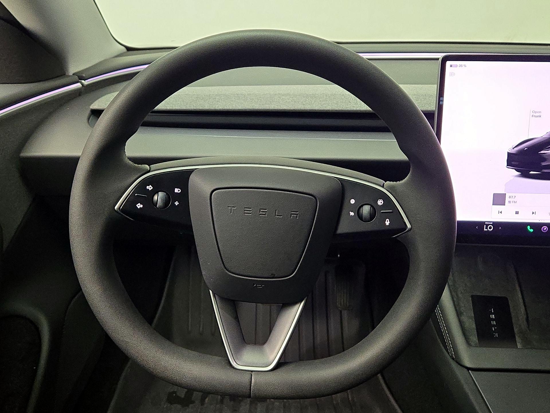 Thumbnail: 2025 Tesla Model 3 - 10