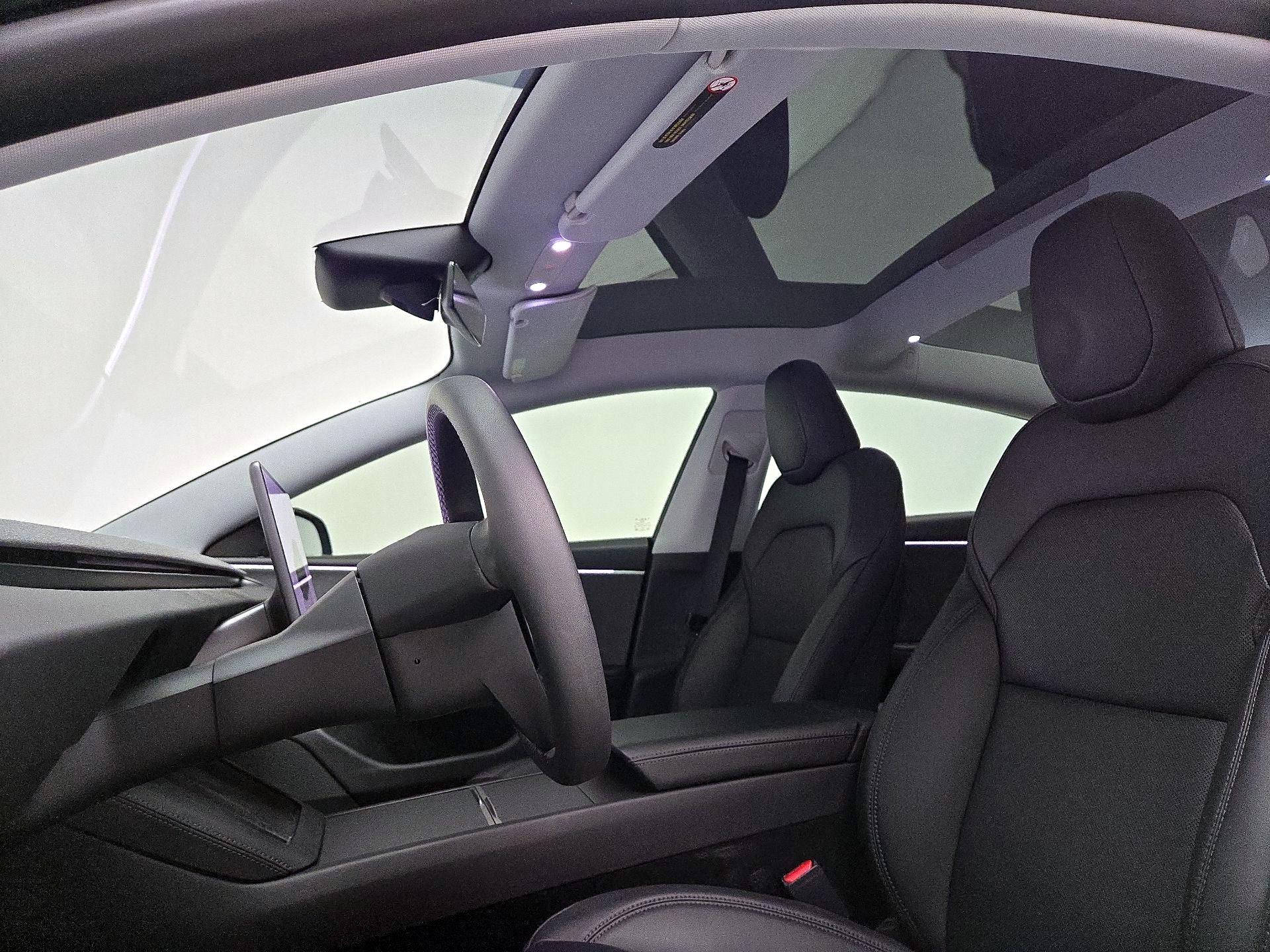 Thumbnail: 2025 Tesla Model 3 - 19