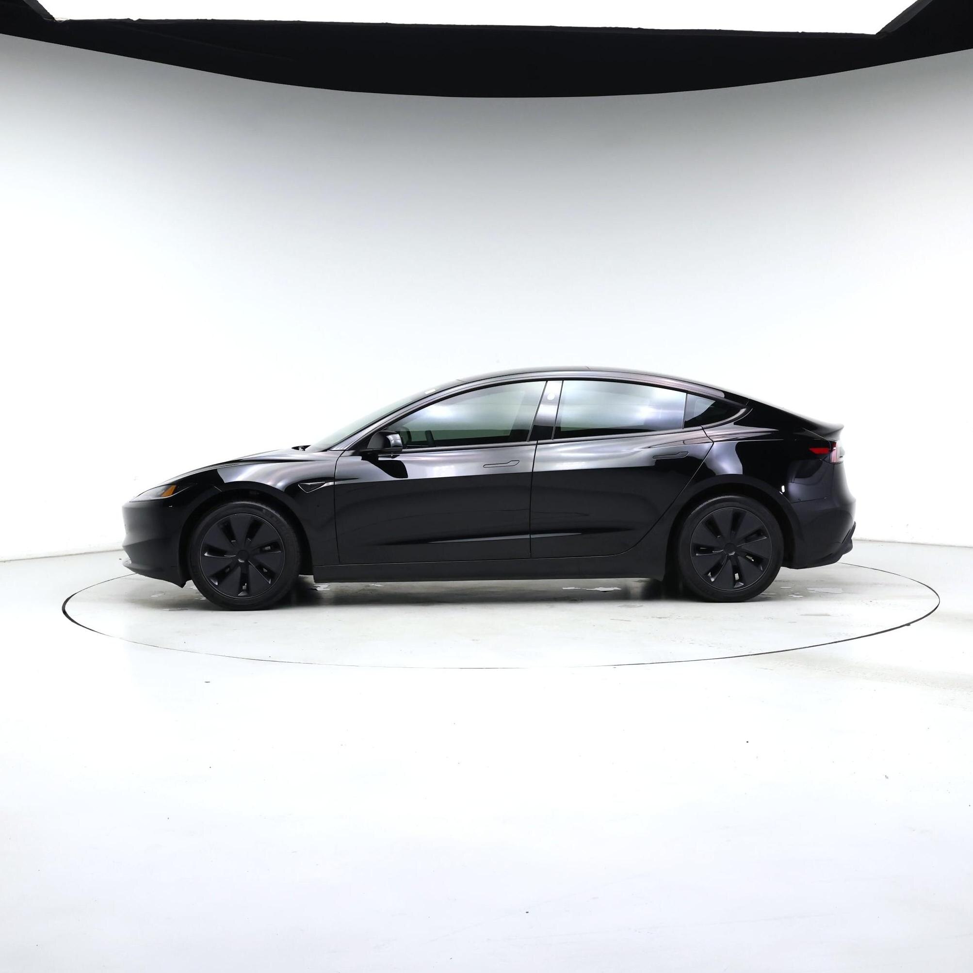Thumbnail: 2025 Tesla Model 3 - 3