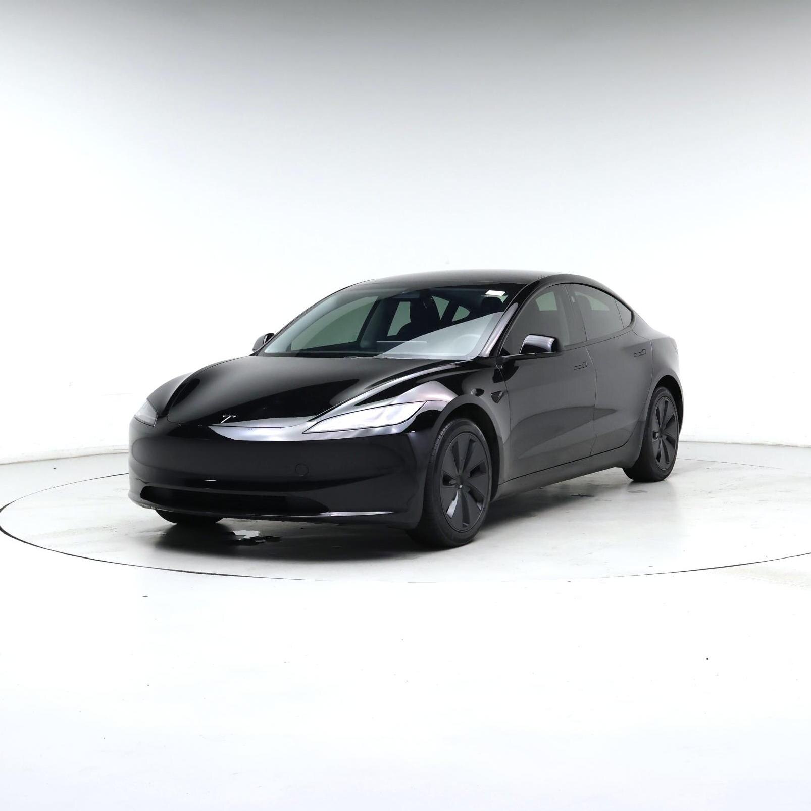 Thumbnail: 2025 Tesla Model 3 - 4