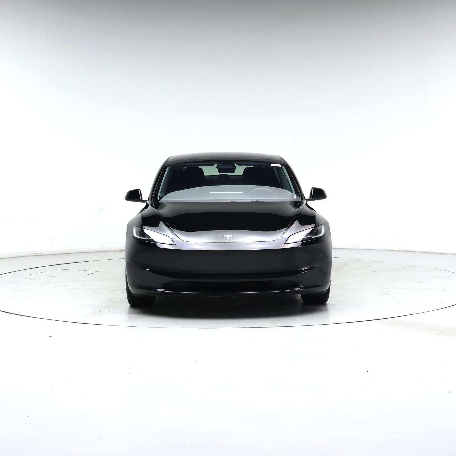 Thumbnail: 2025 Tesla Model 3 - 5