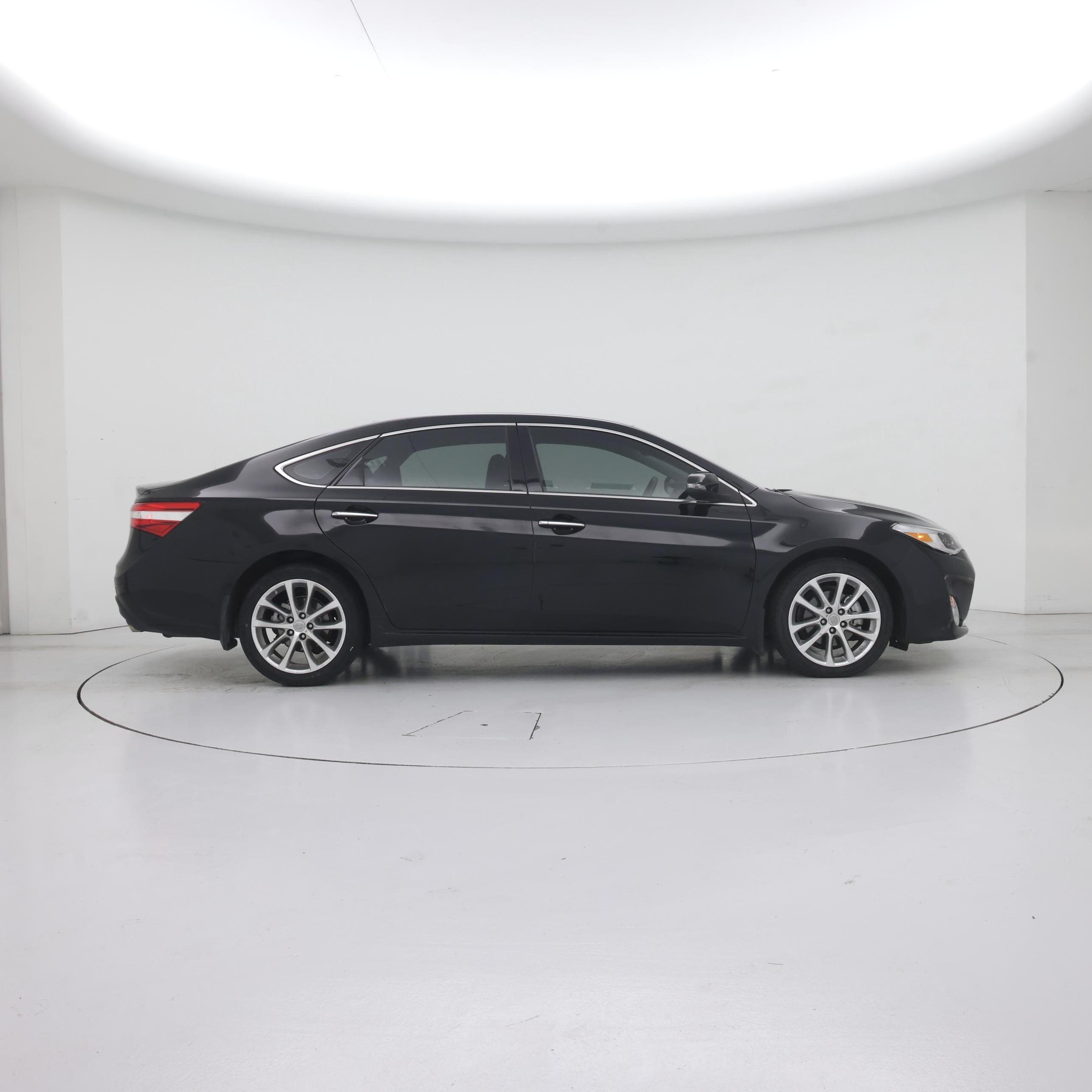 Thumbnail: 2015 Toyota Avalon - 7