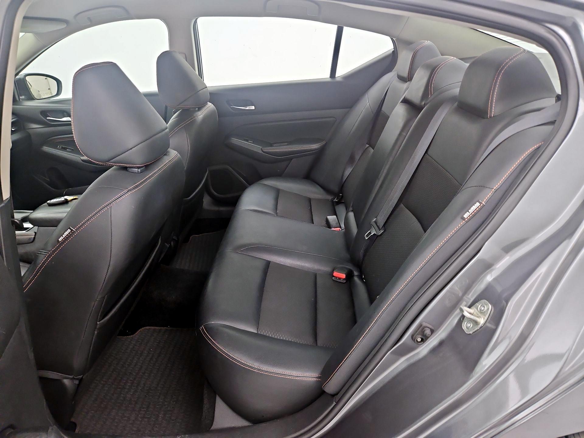 Thumbnail: 2019 Nissan Altima - 17