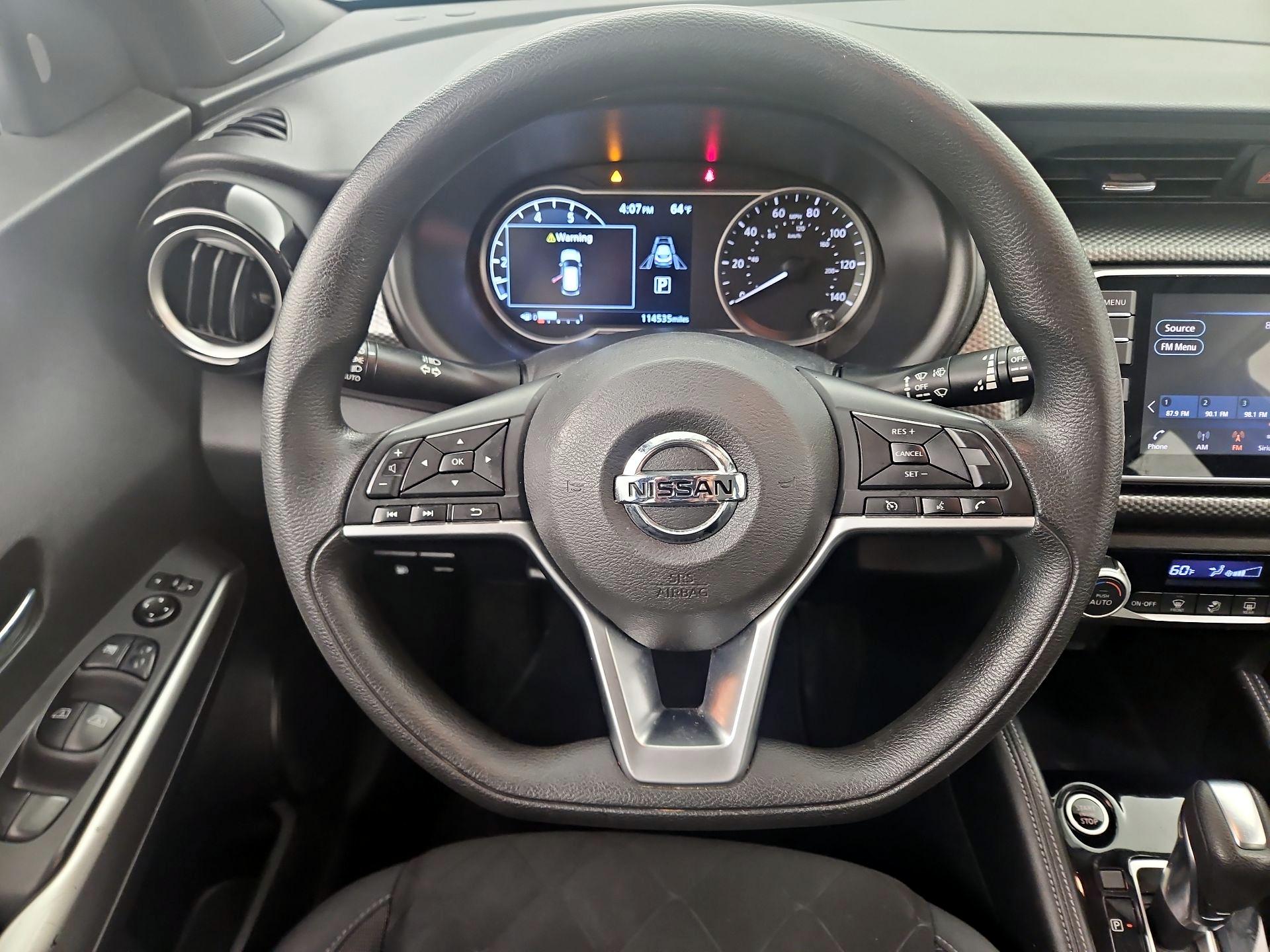 Thumbnail: 2020 Nissan Kicks - 10
