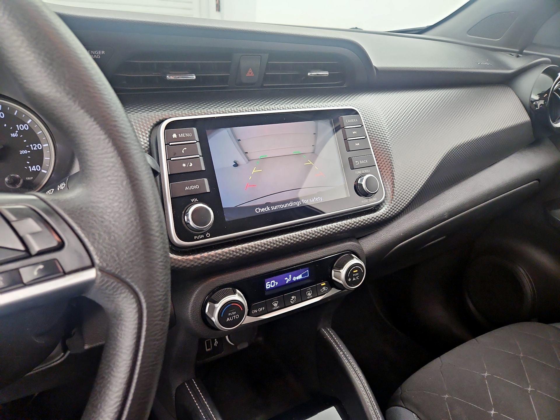 Thumbnail: 2020 Nissan Kicks - 14