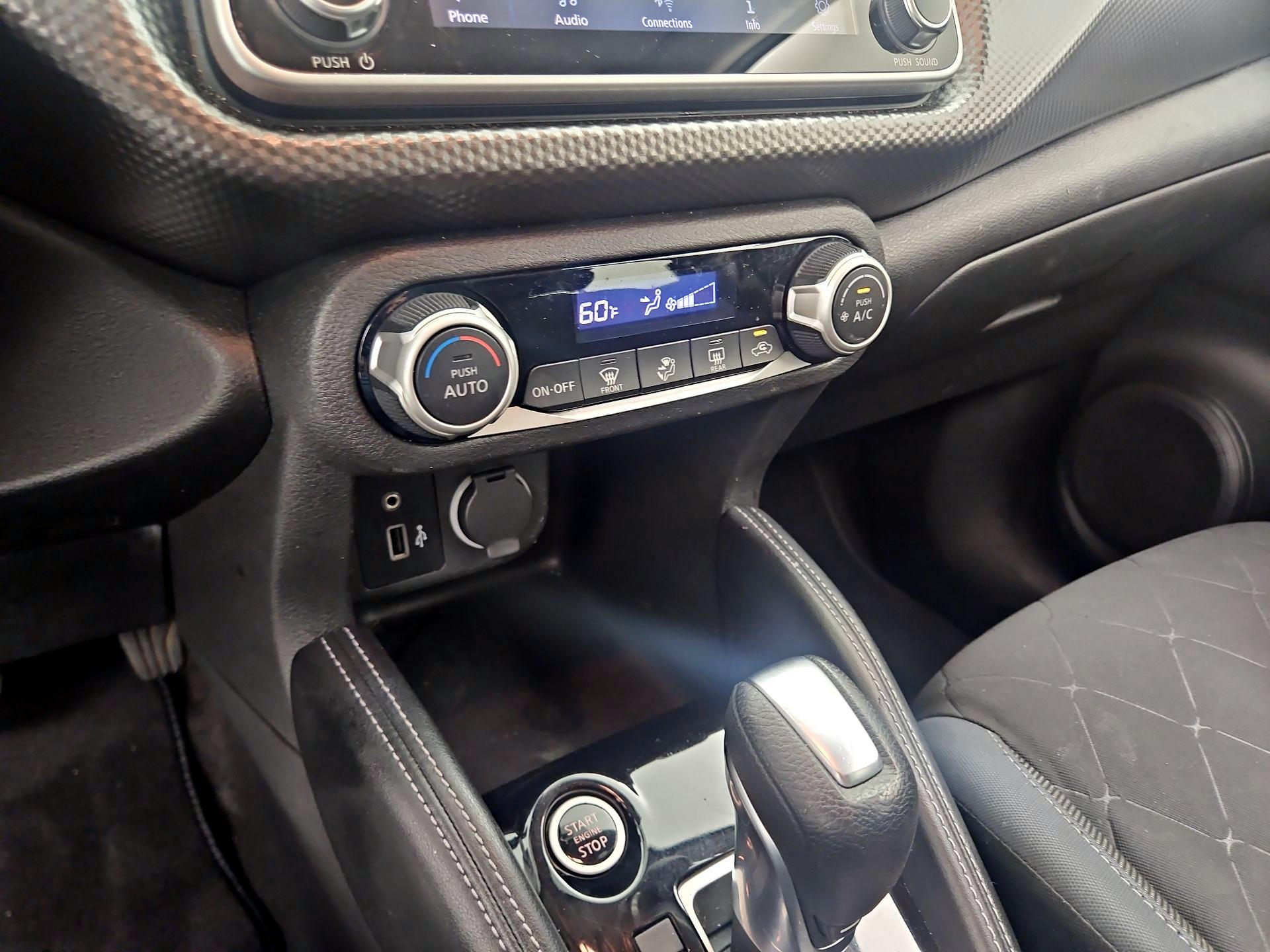Thumbnail: 2020 Nissan Kicks - 16