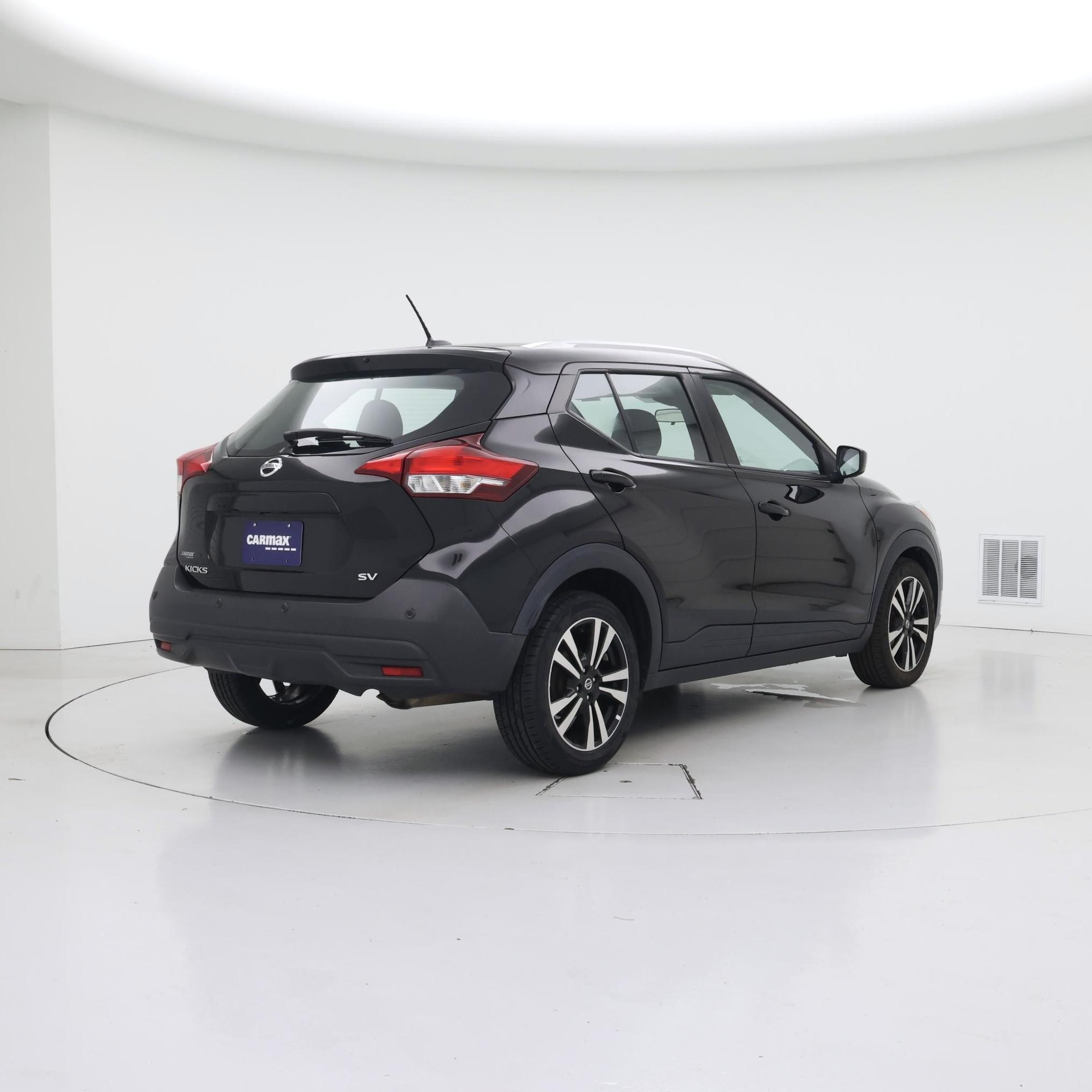 Thumbnail: 2020 Nissan Kicks - 8