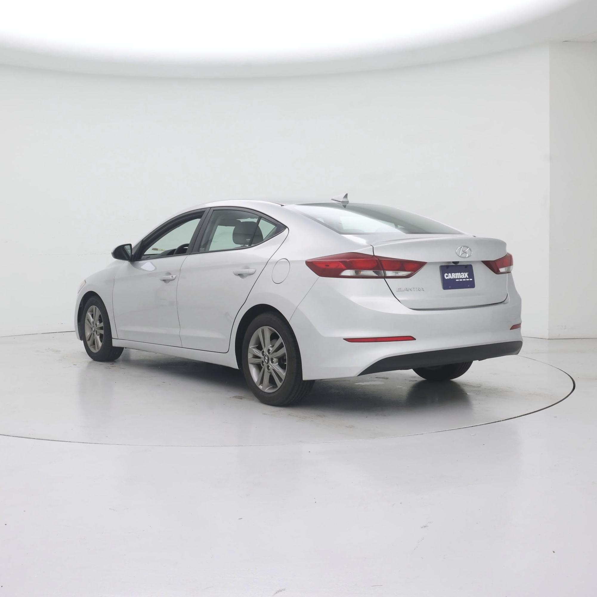Thumbnail: 2018 Hyundai Elantra - 2
