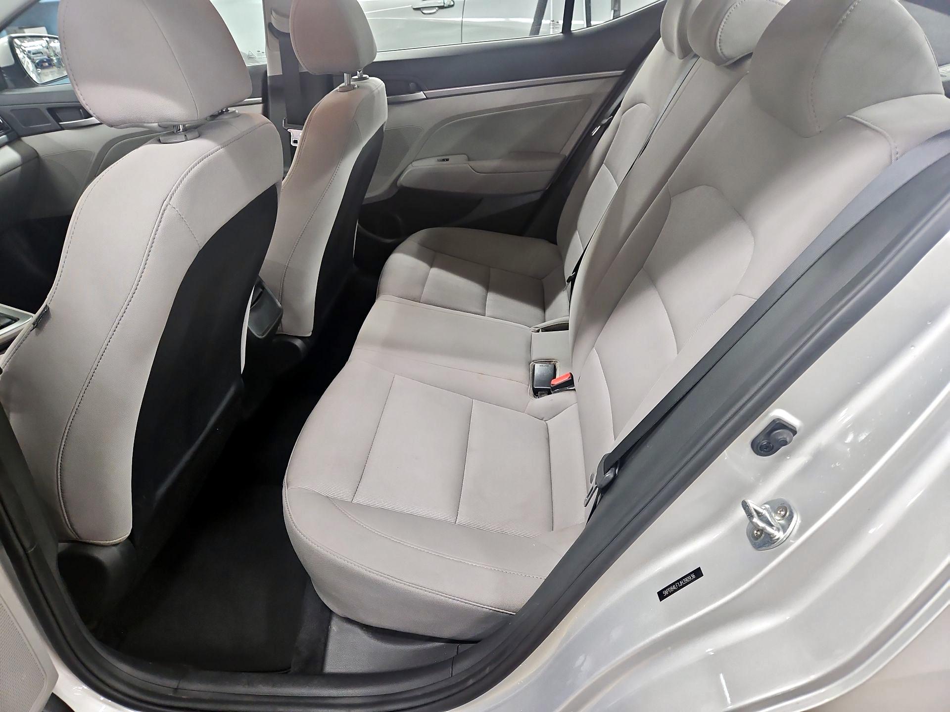 Thumbnail: 2018 Hyundai Elantra - 19
