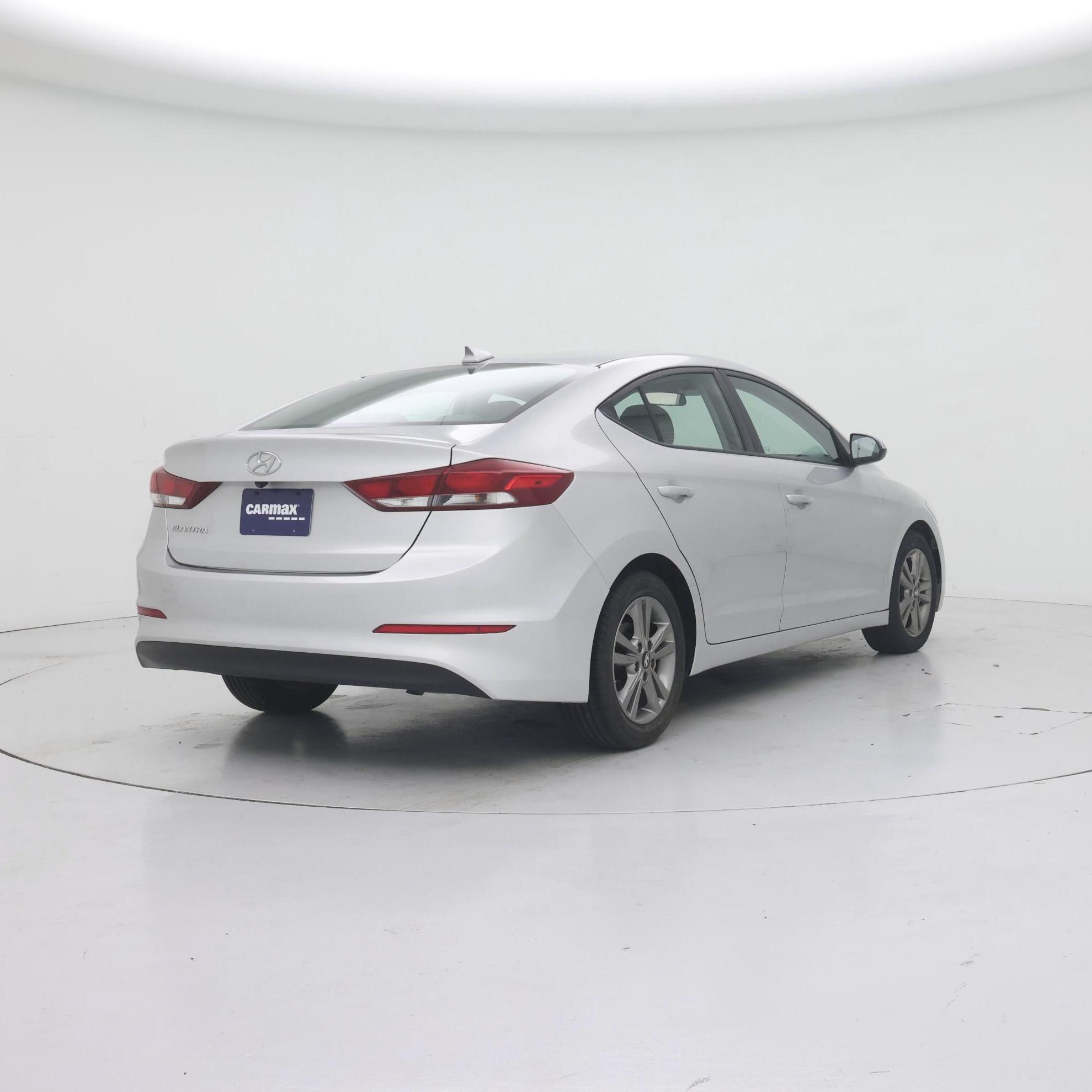 Thumbnail: 2018 Hyundai Elantra - 8
