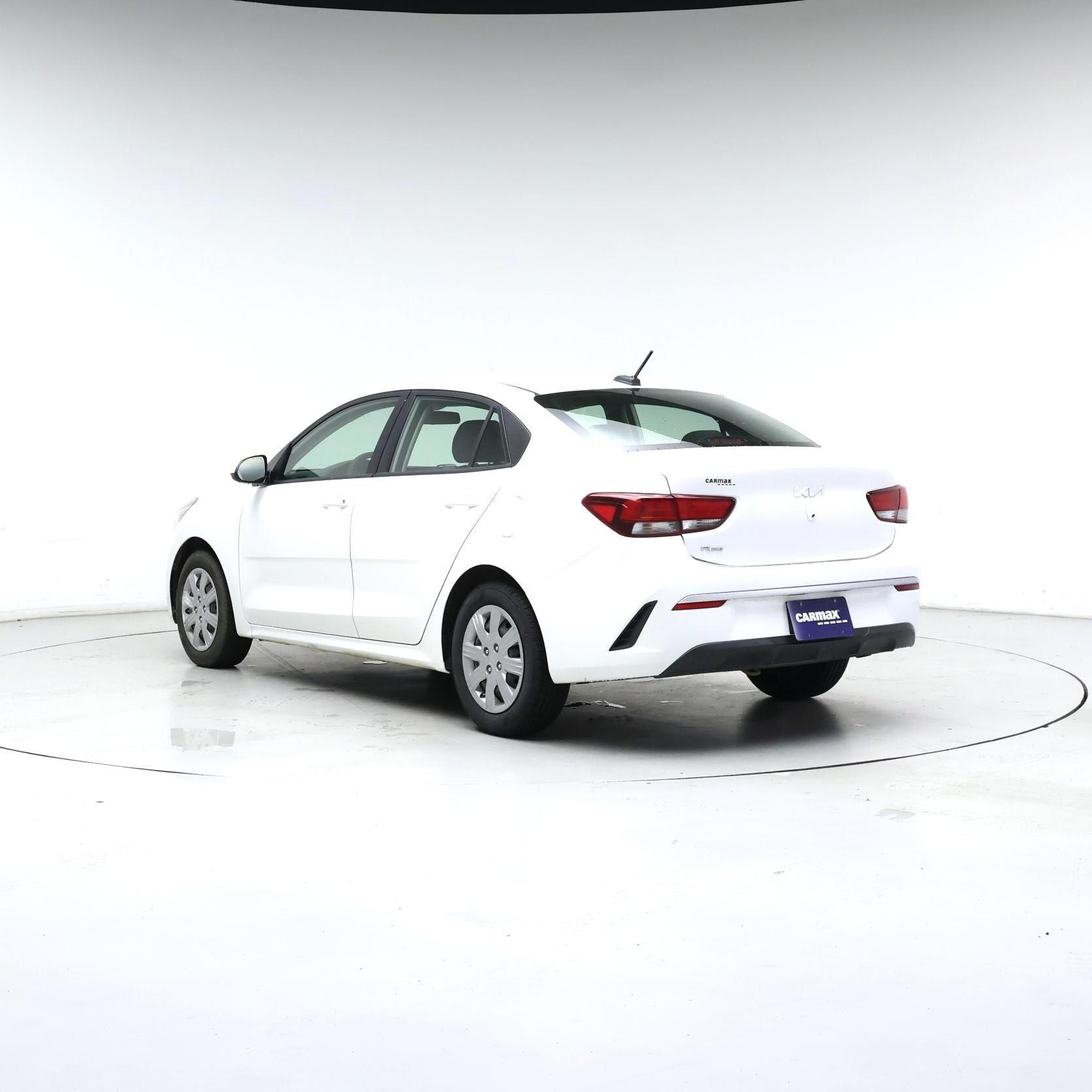 Thumbnail: 2022 Kia Rio - 2
