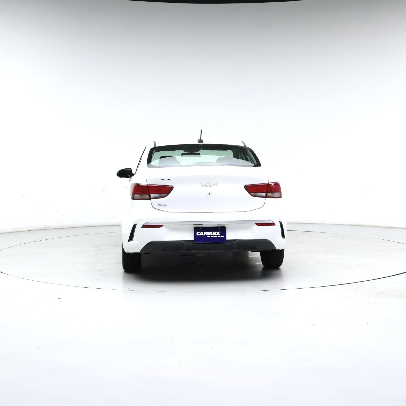 Thumbnail: 2022 Kia Rio - 6