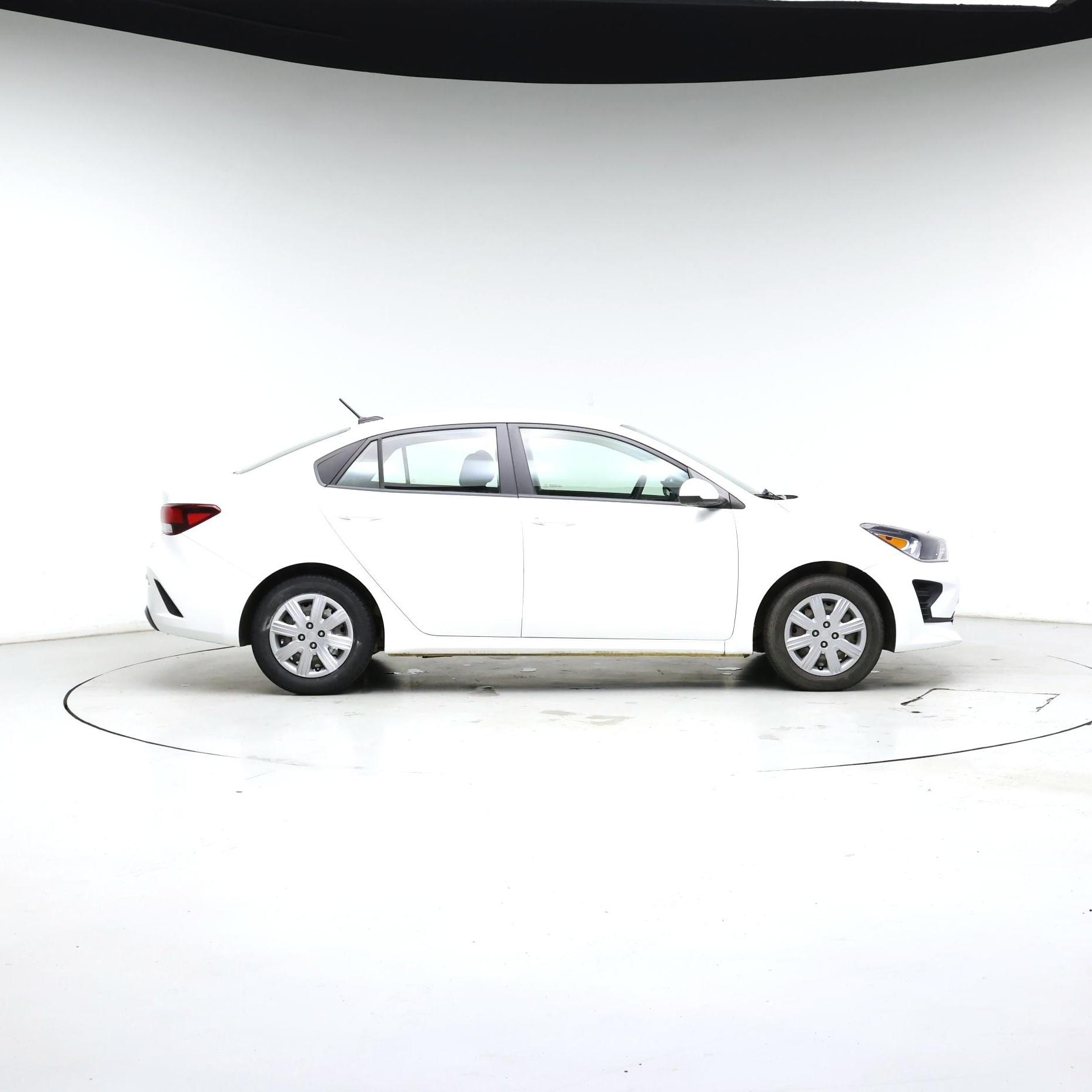 Thumbnail: 2022 Kia Rio - 7
