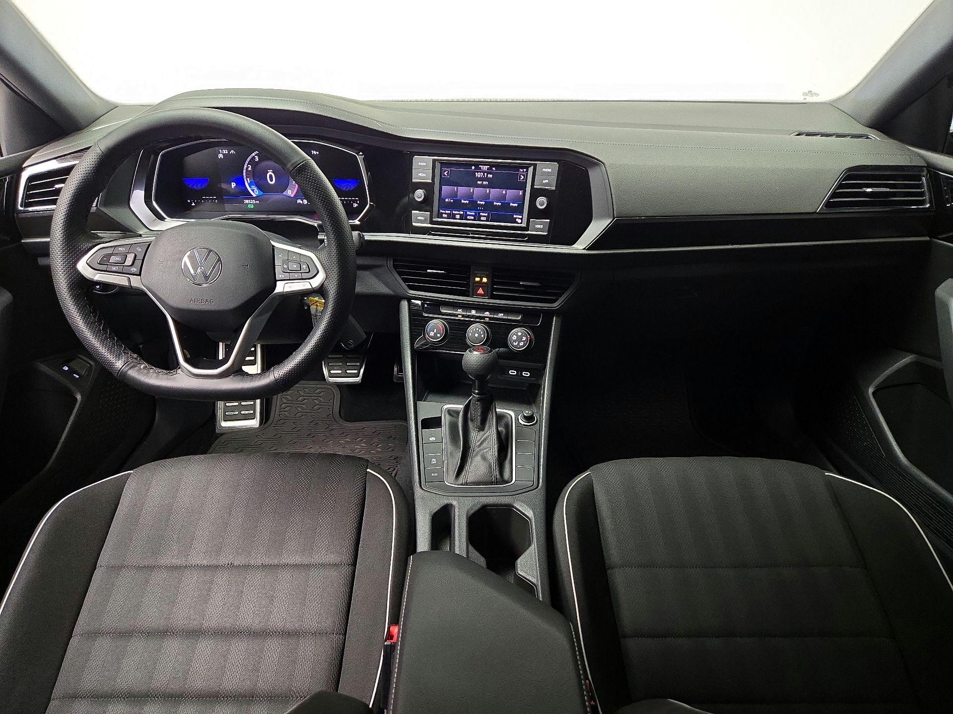 Thumbnail: 2023 Volkswagen Jetta - 9