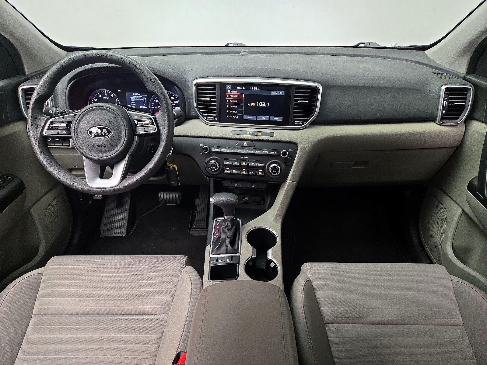 2020 Kia Sportage LX - Photo 10