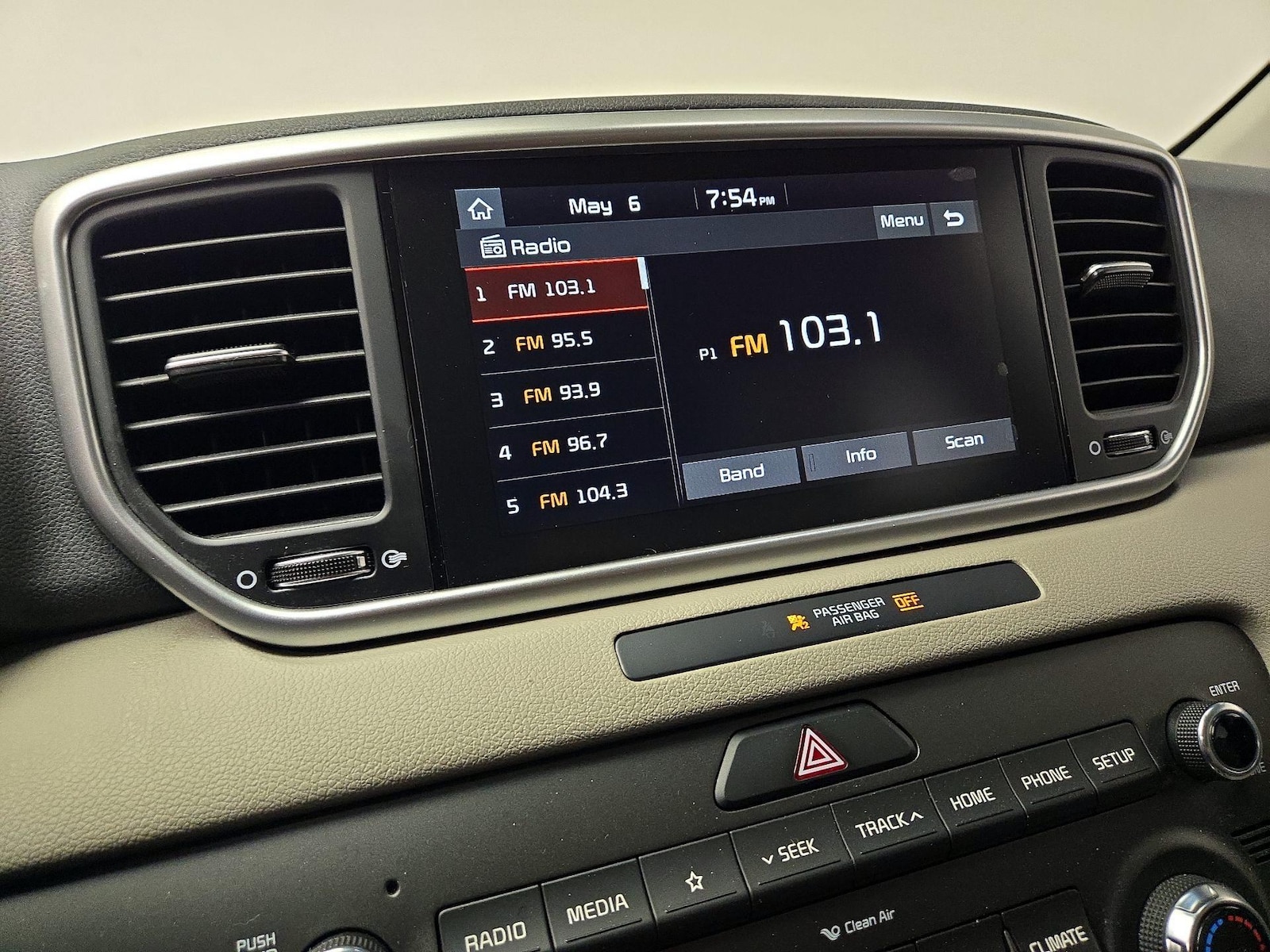 2020 Kia Sportage LX - Photo 16