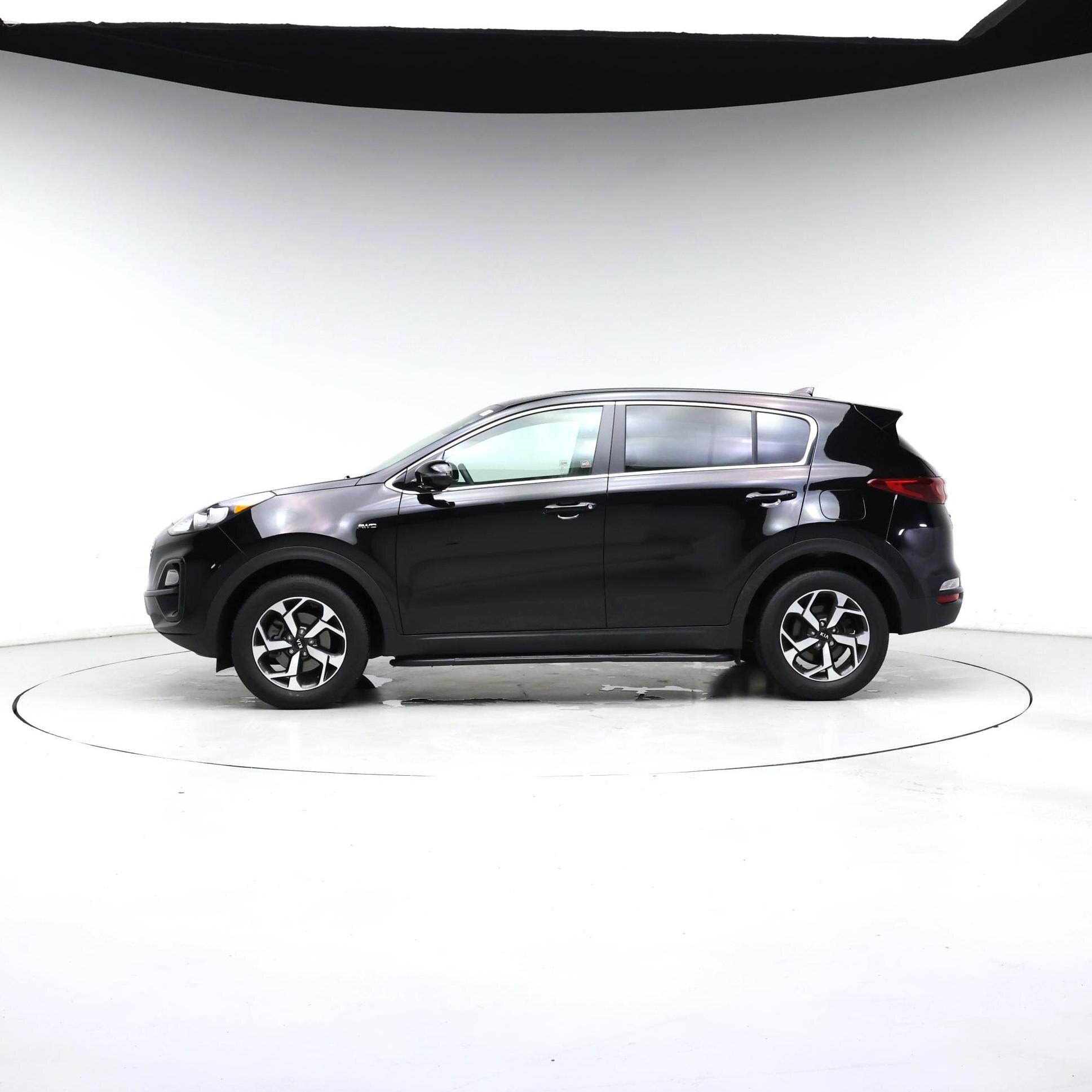 Thumbnail: 2020 Kia Sportage - 3