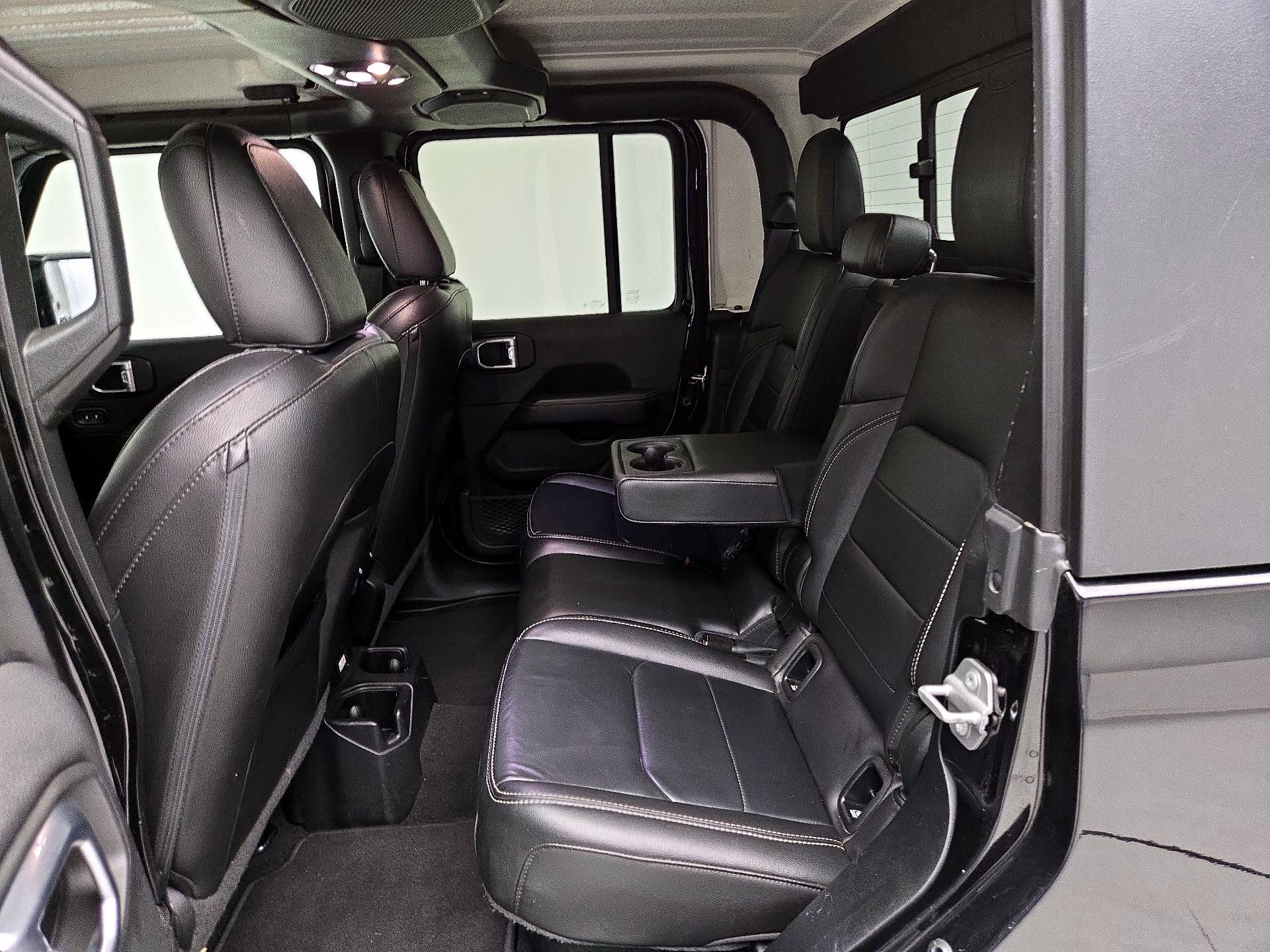 Thumbnail: 2021 Jeep Gladiator - 20