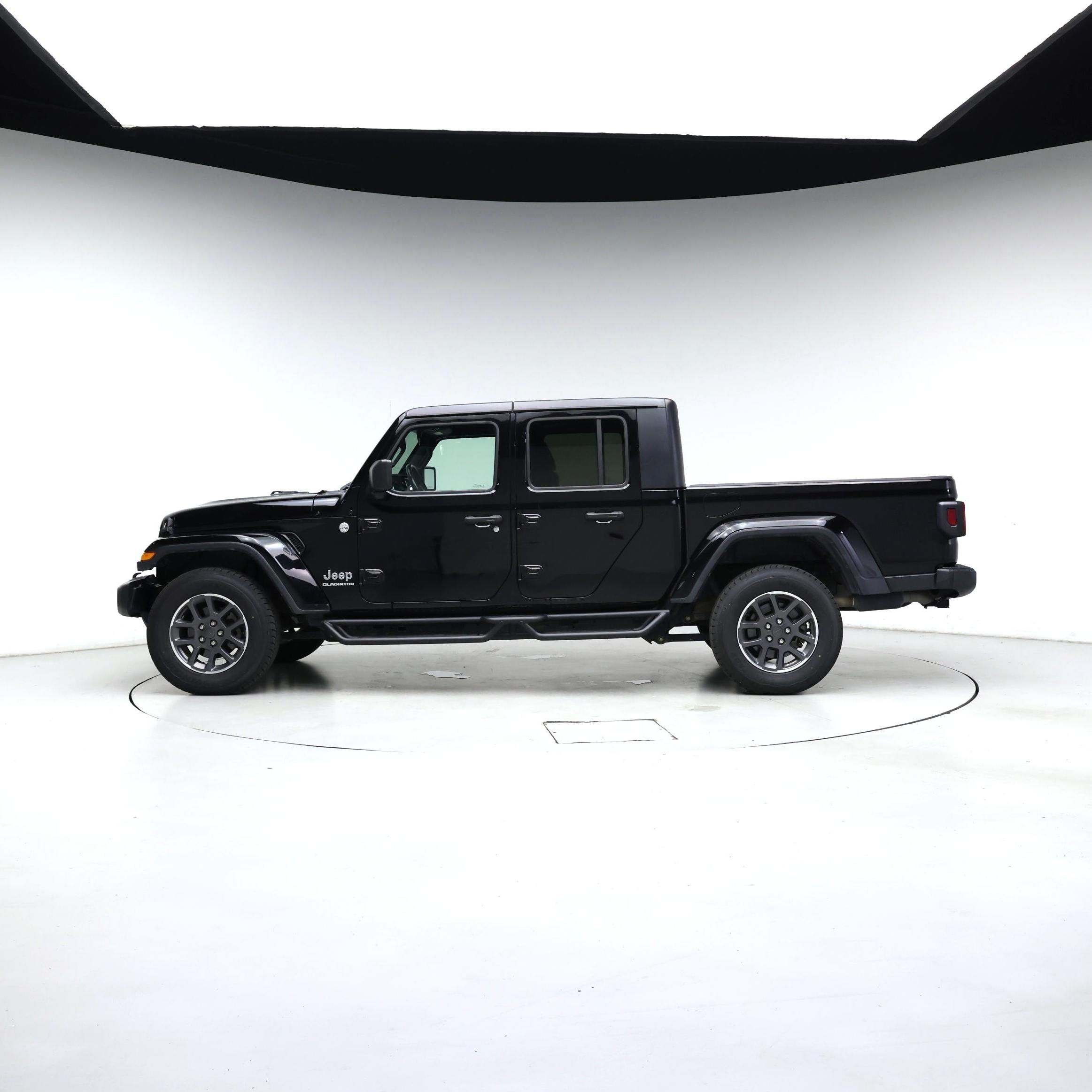 Thumbnail: 2021 Jeep Gladiator - 3