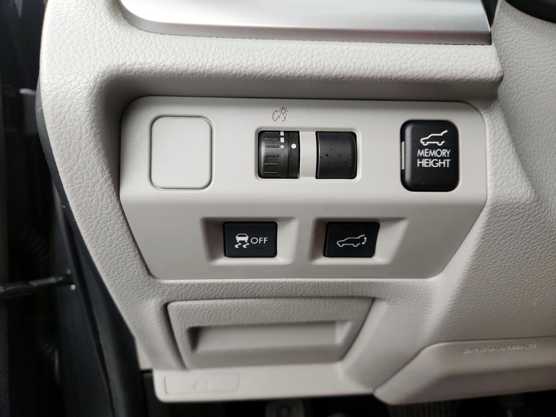 Thumbnail: 2015 Subaru Forester - 13