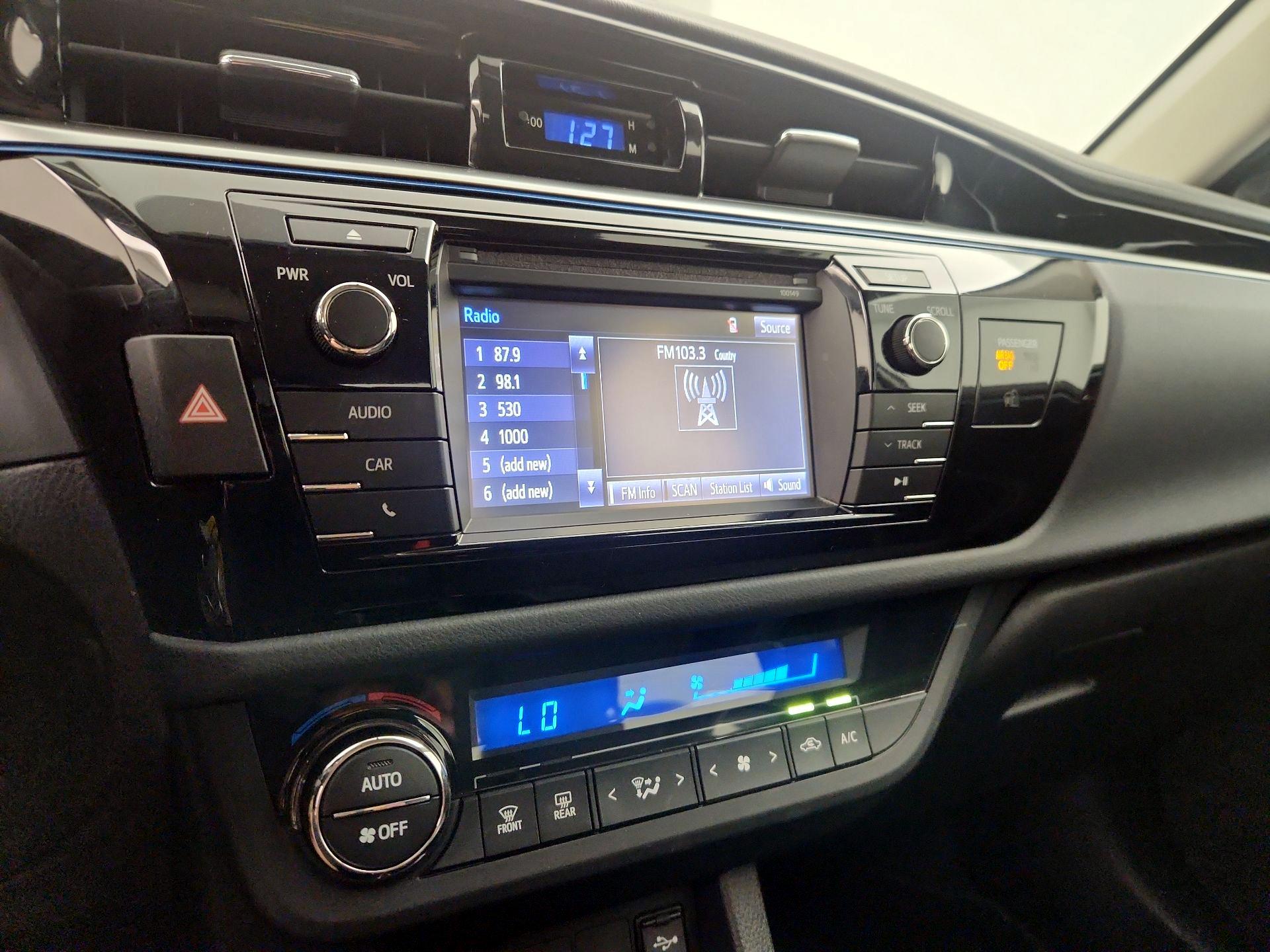 Thumbnail: 2014 Toyota Corolla - 15