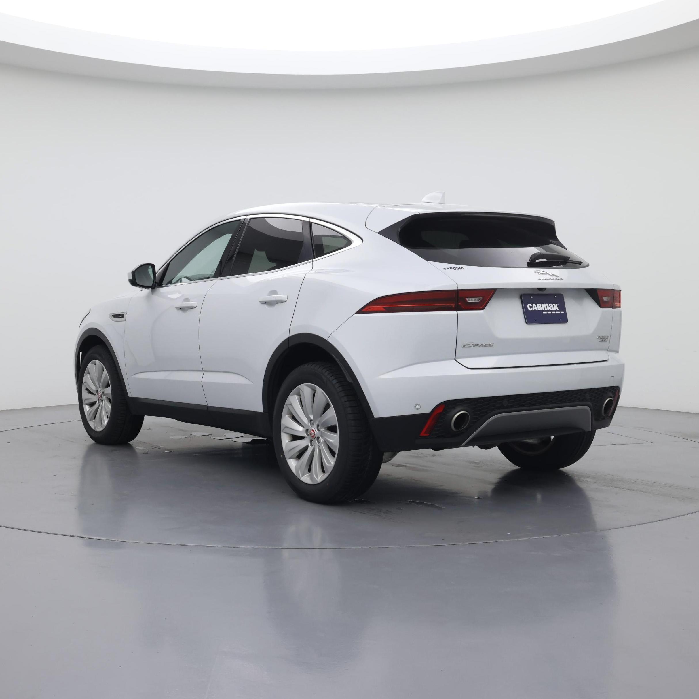 Thumbnail: 2018 Jaguar E-Pace - 2