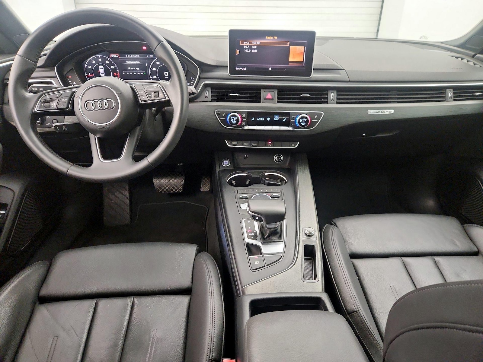 Apple CarPlay® & Android Auto™