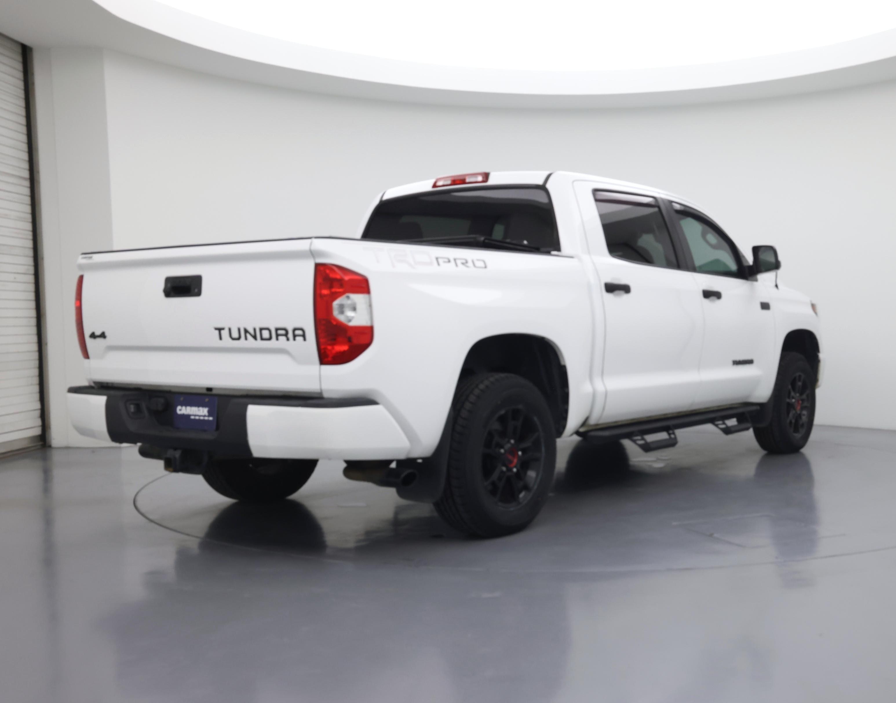 Thumbnail: 2019 Toyota Tundra - 8
