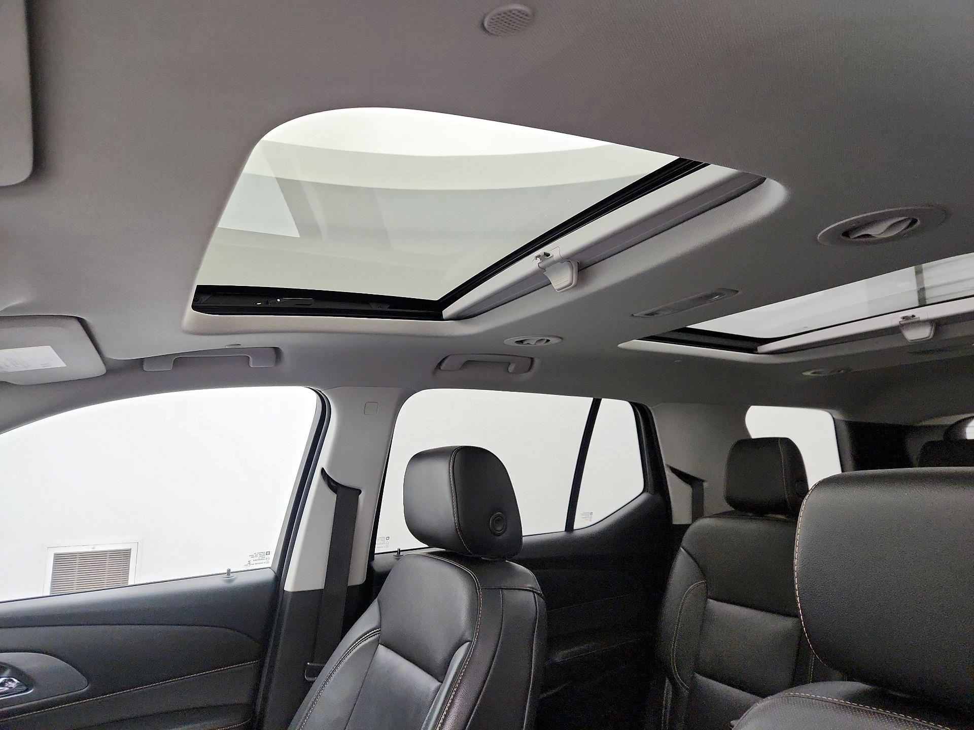 Thumbnail: 2018 Chevrolet Traverse - 20
