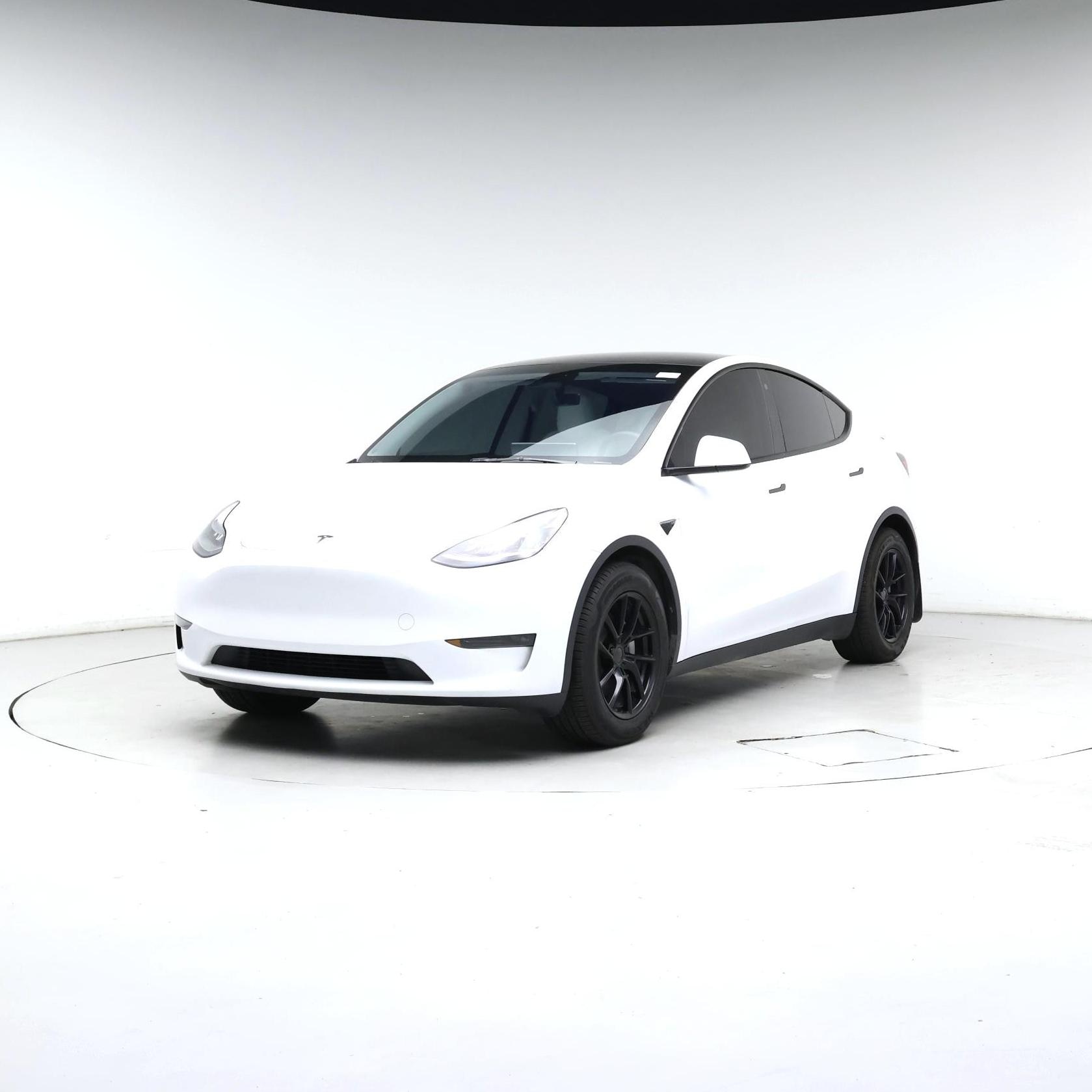 Thumbnail: 2023 Tesla Model Y - 4