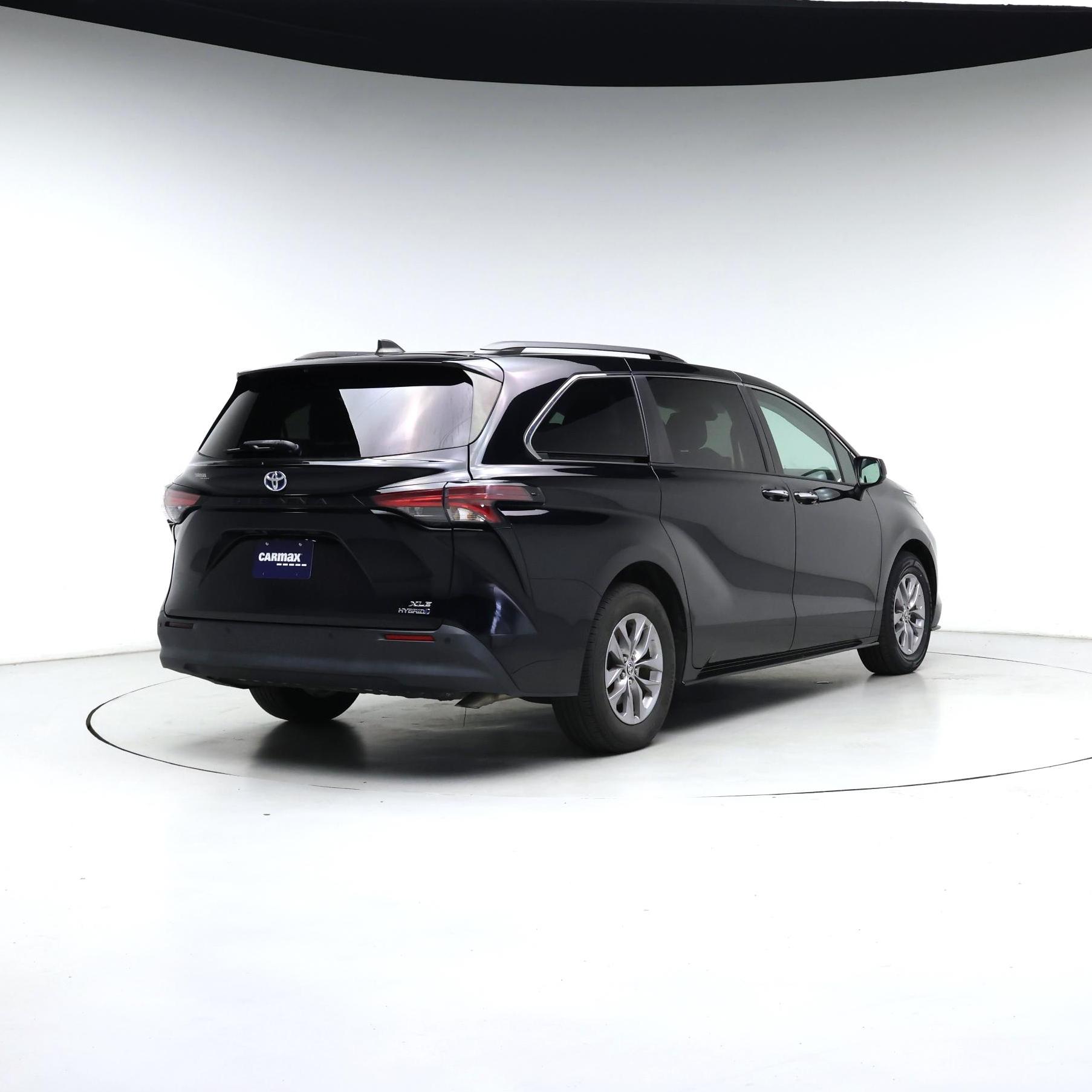 Thumbnail: 2022 Toyota Sienna - 8
