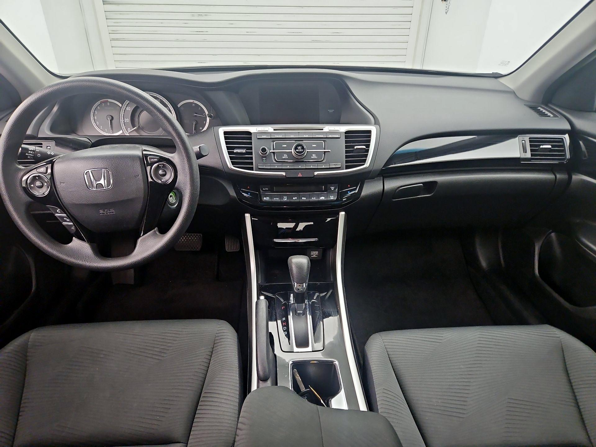 Thumbnail: 2017 Honda Accord - 9