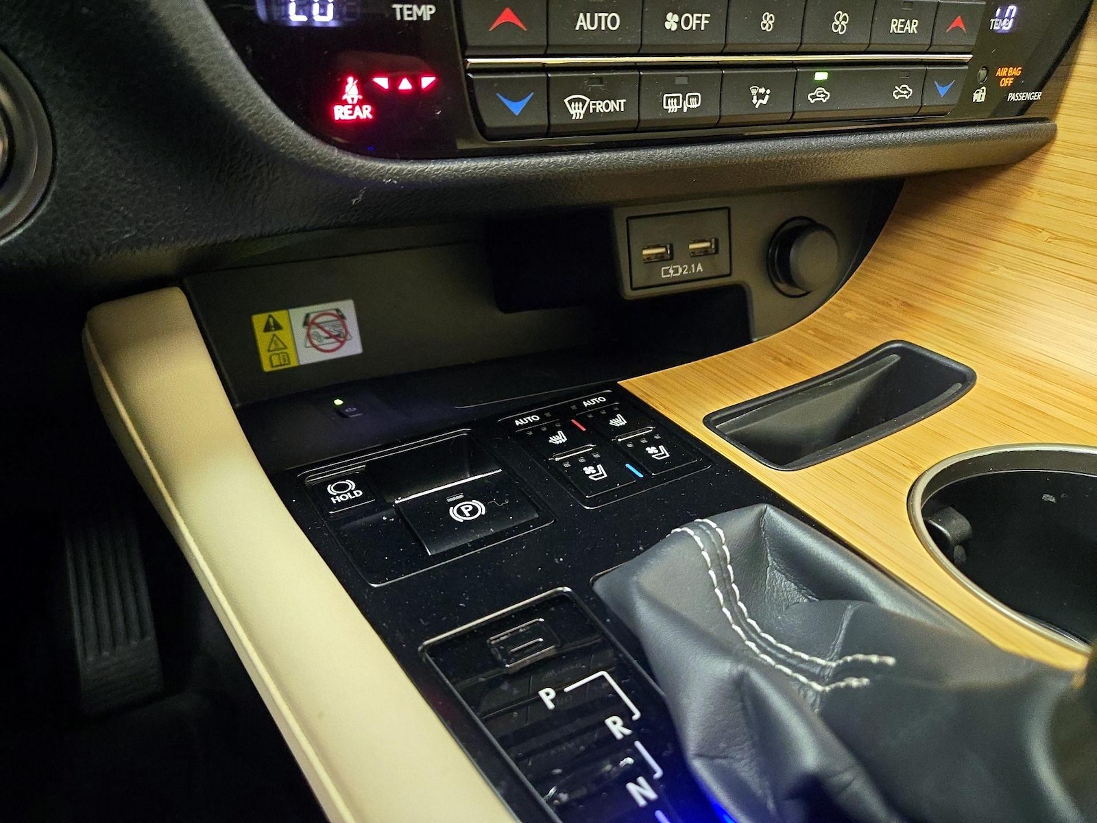 2021 Lexus RX 350 - Photo 19