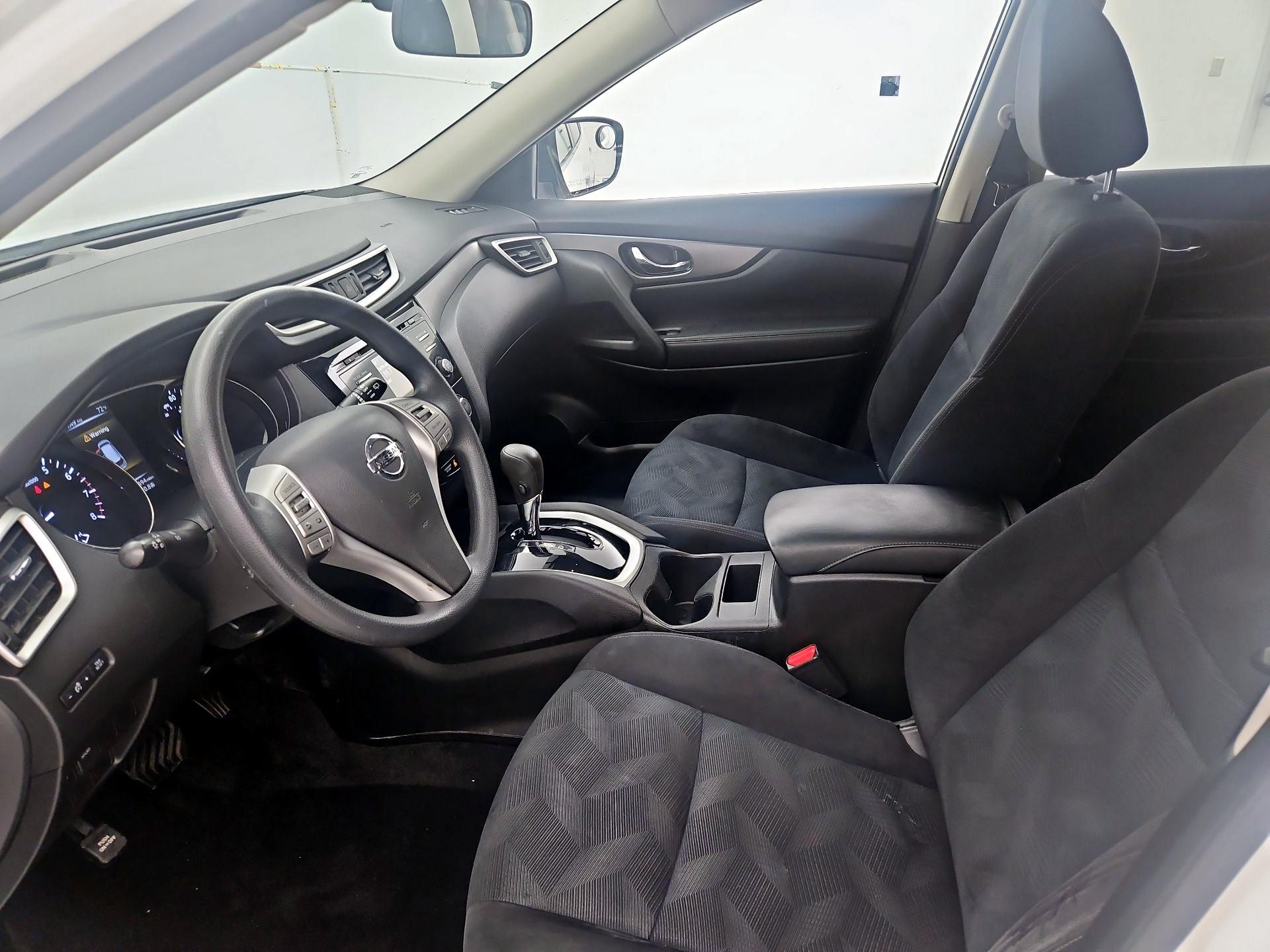Thumbnail: 2016 Nissan Rogue - 11