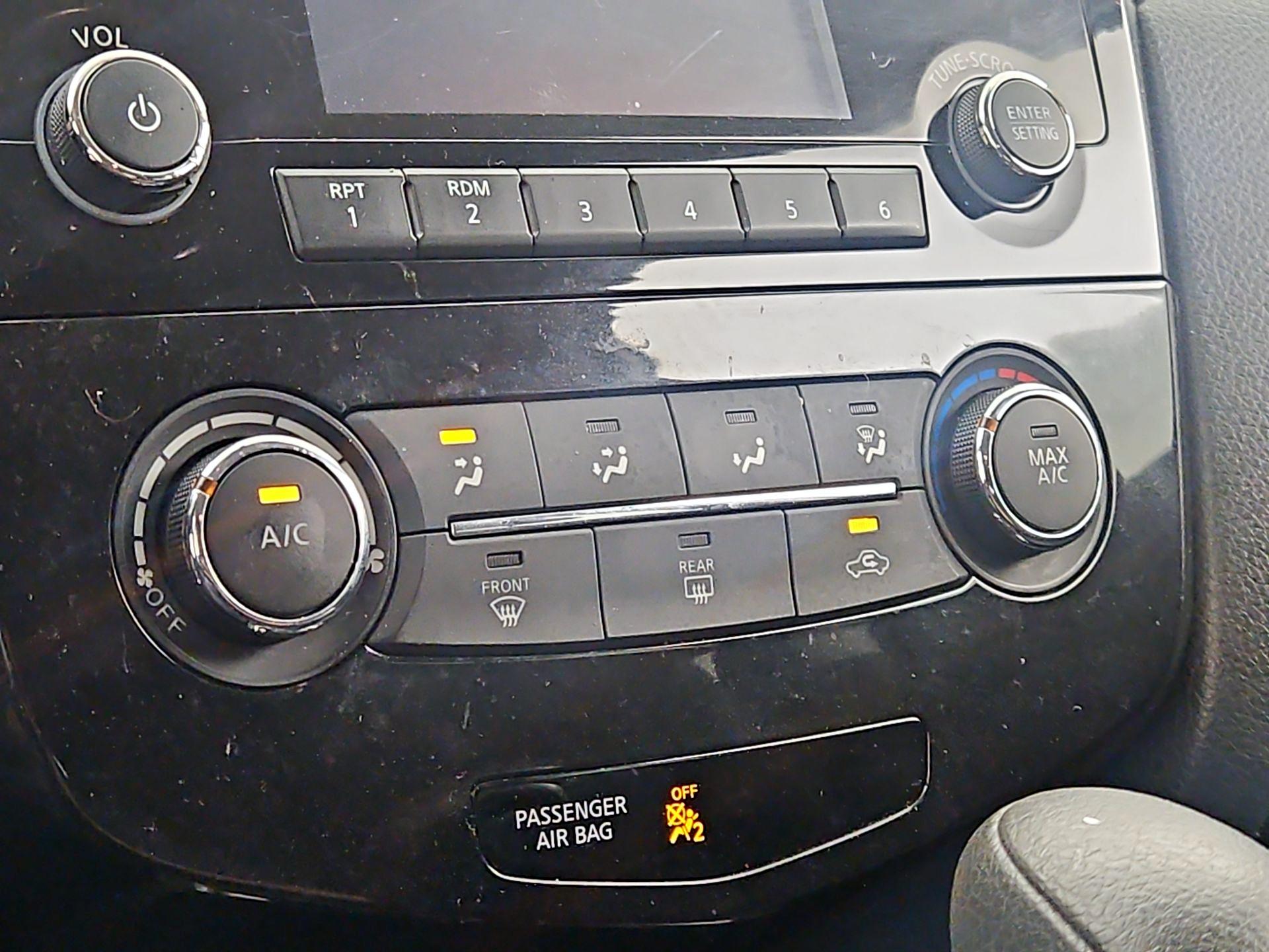 Thumbnail: 2016 Nissan Rogue - 16
