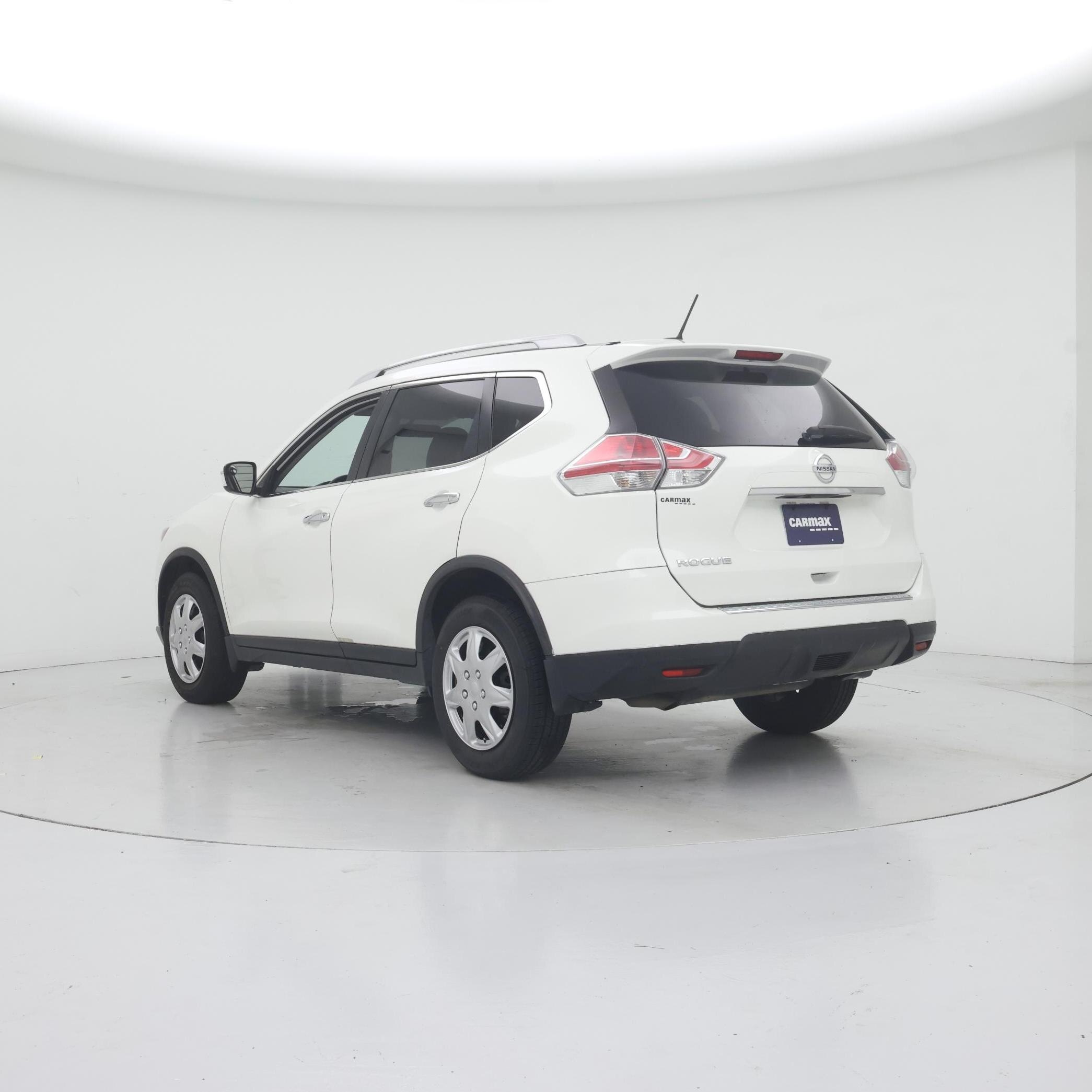Thumbnail: 2016 Nissan Rogue - 2