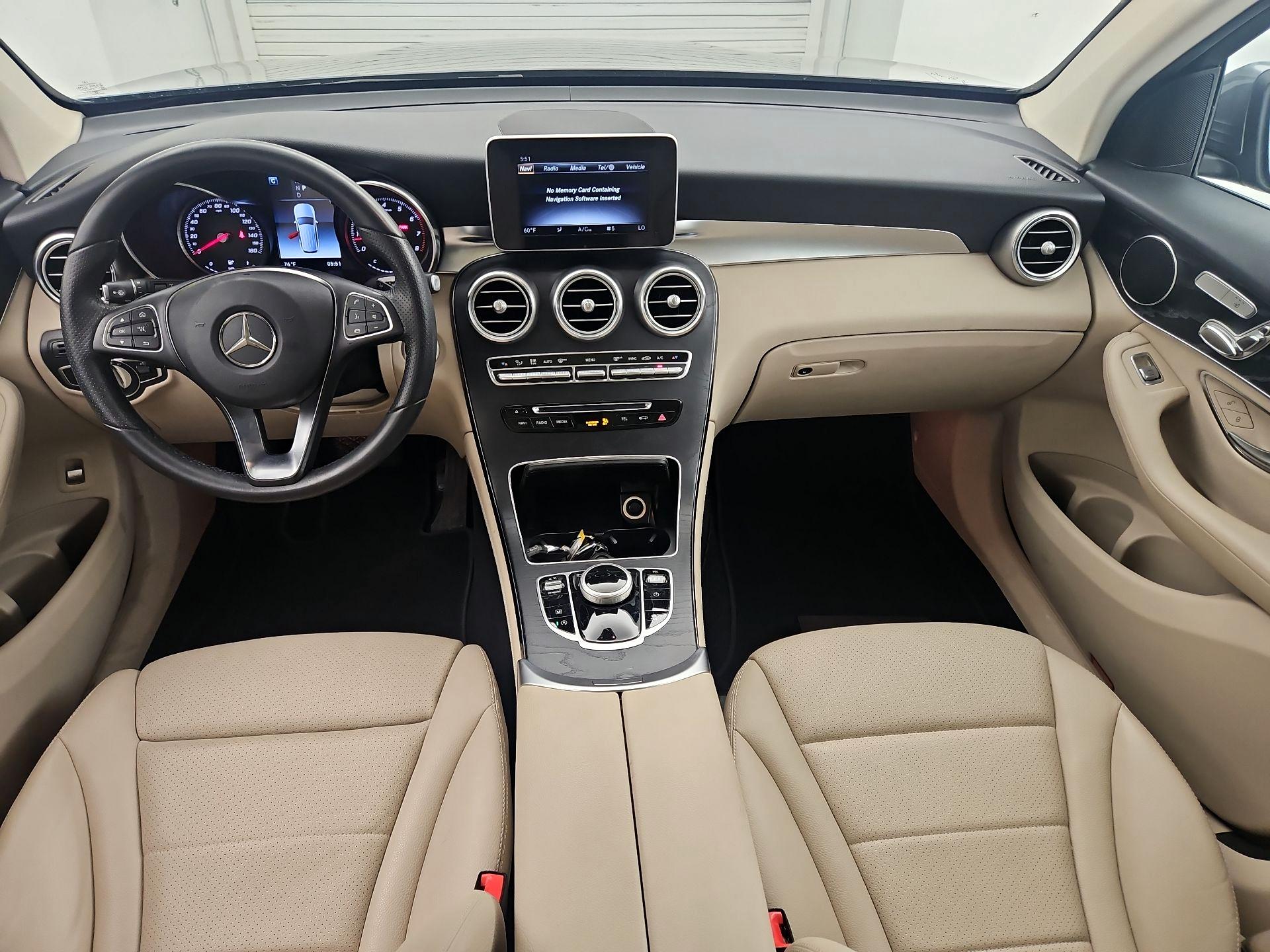 Thumbnail: 2018 Mercedes-Benz GLC - 9