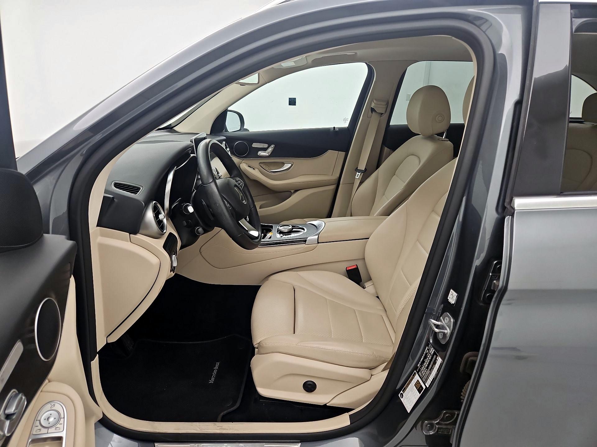 Thumbnail: 2018 Mercedes-Benz GLC - 11