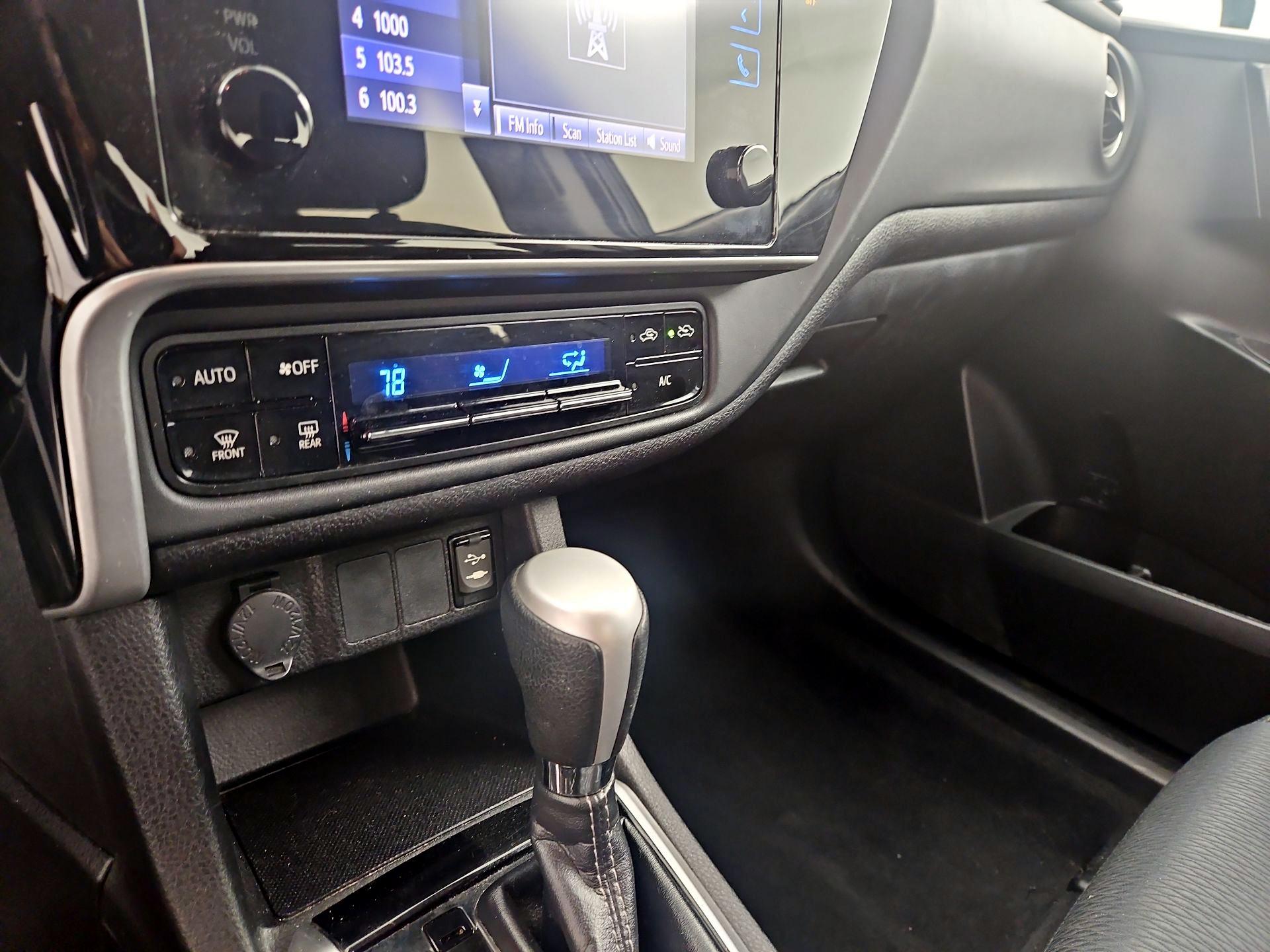 Thumbnail: 2019 Toyota Corolla - 16