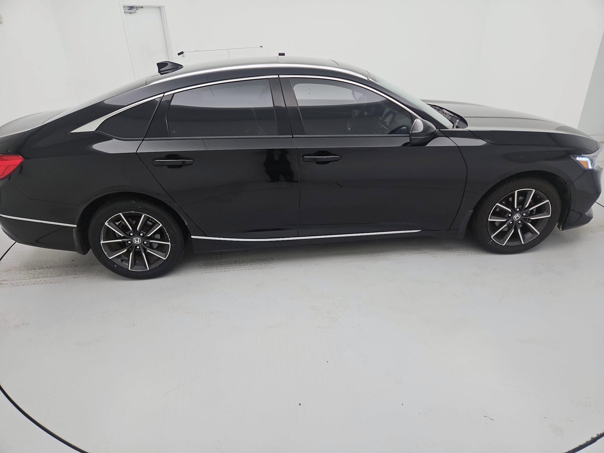 Thumbnail: 2022 Honda Accord - 4