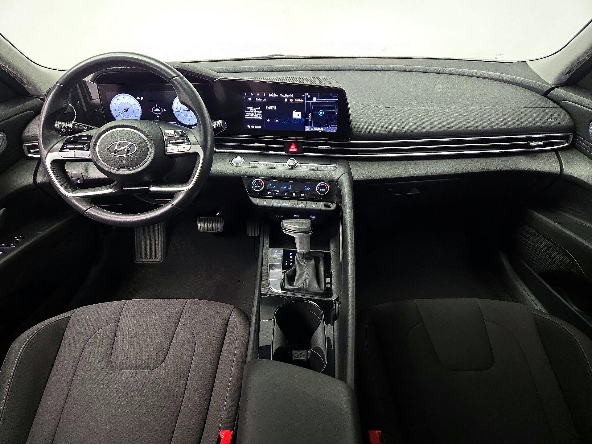 Thumbnail: 2023 Hyundai Elantra - 9