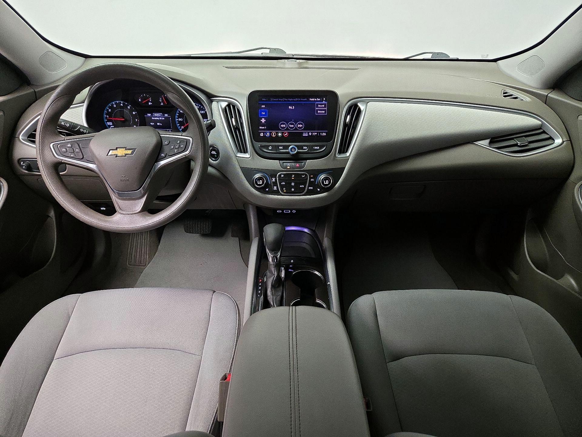 Thumbnail: 2022 Chevrolet Malibu - 9