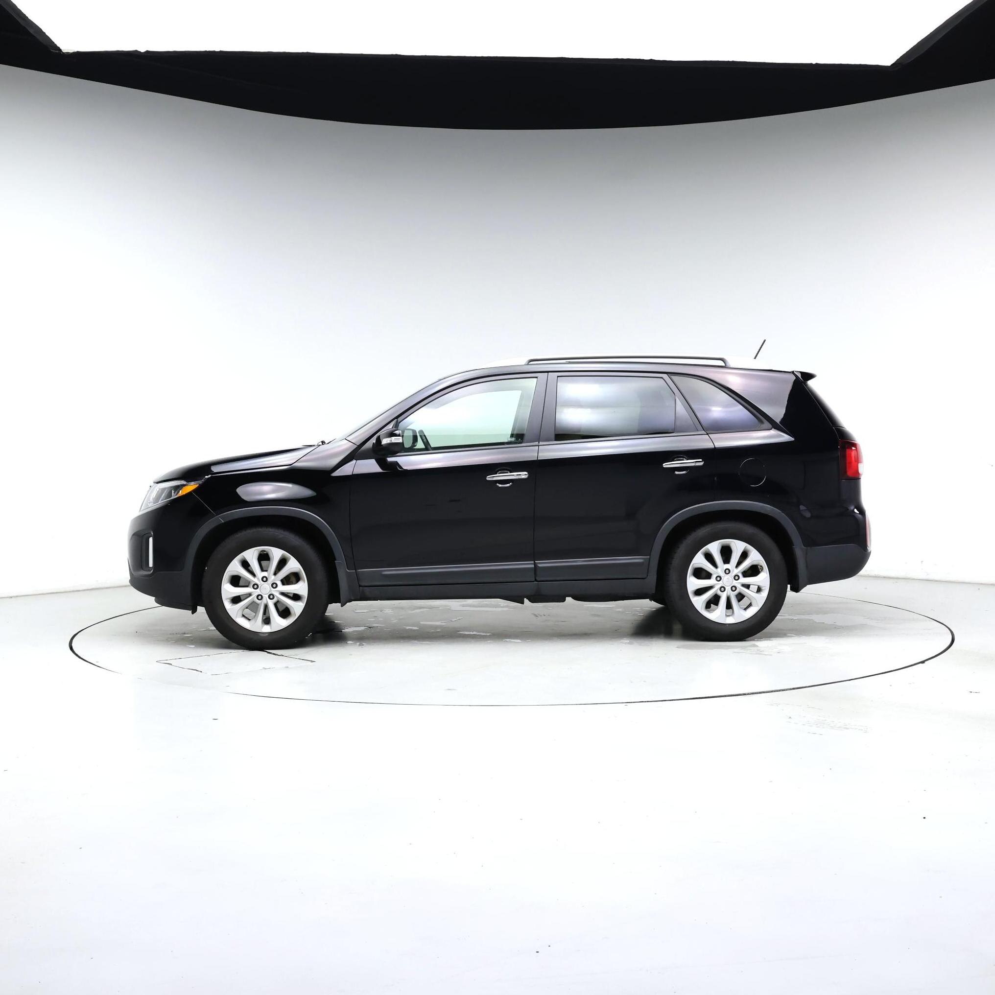 Thumbnail: 2014 Kia Sorento - 3