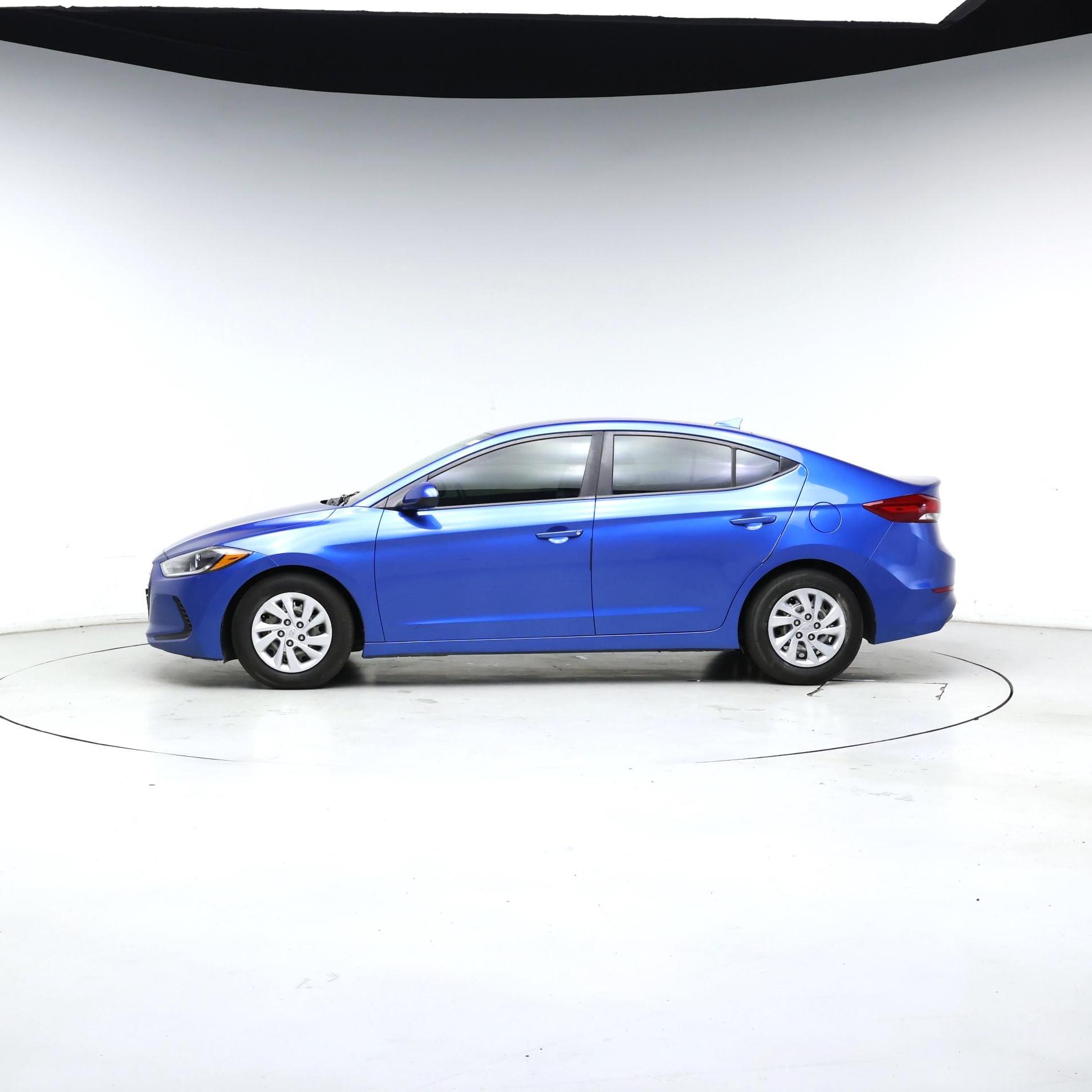 Thumbnail: 2017 Hyundai Elantra - 3