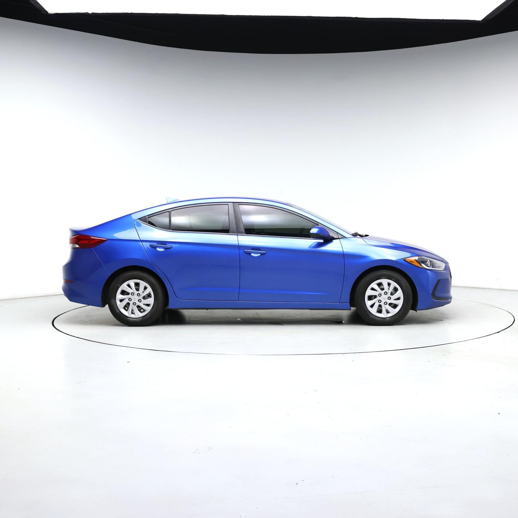 Thumbnail: 2017 Hyundai Elantra - 7